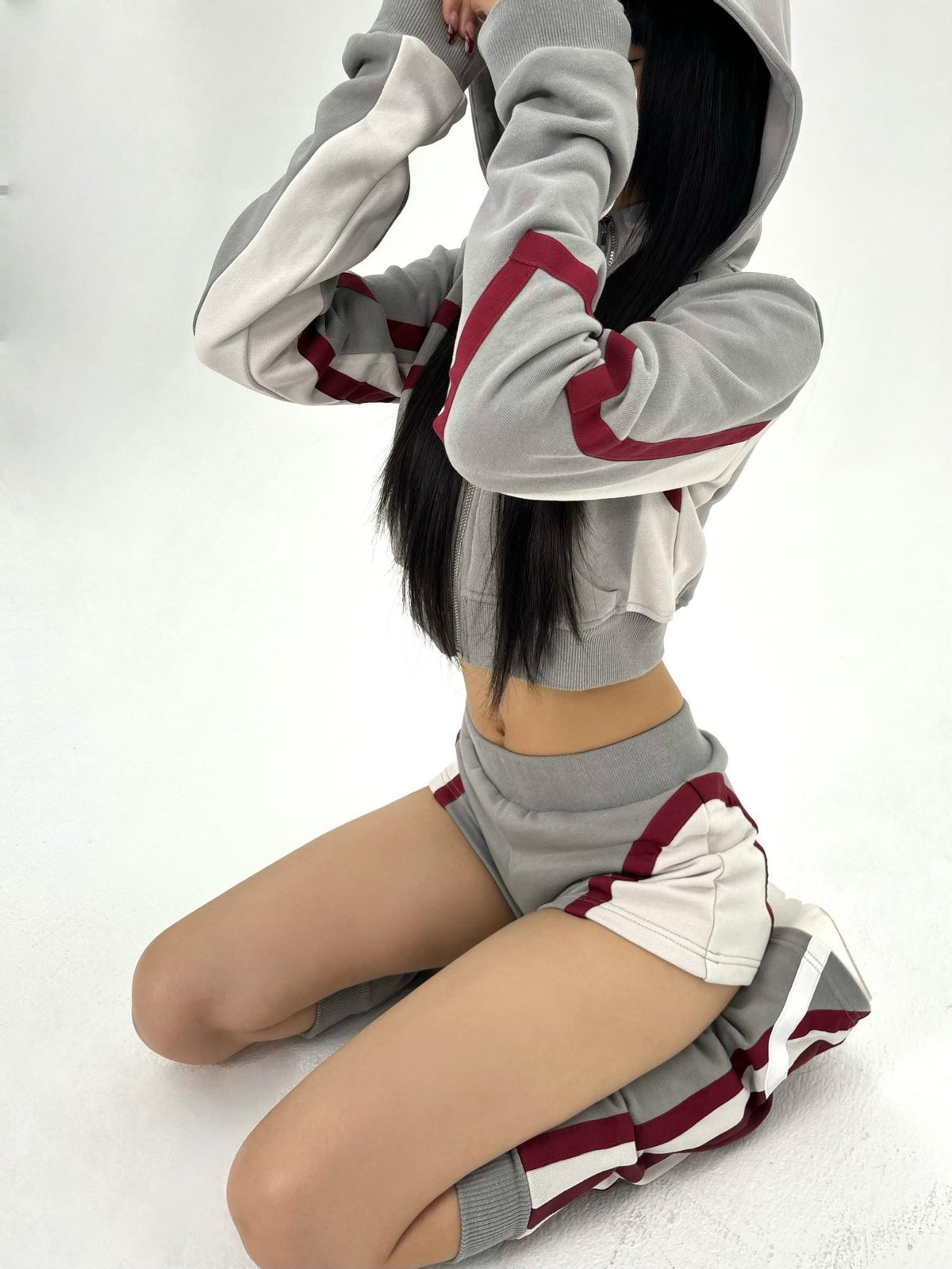 ONNASENSHI Retro Colorblock Hooded Micro Shorts Leg Warmers Women&