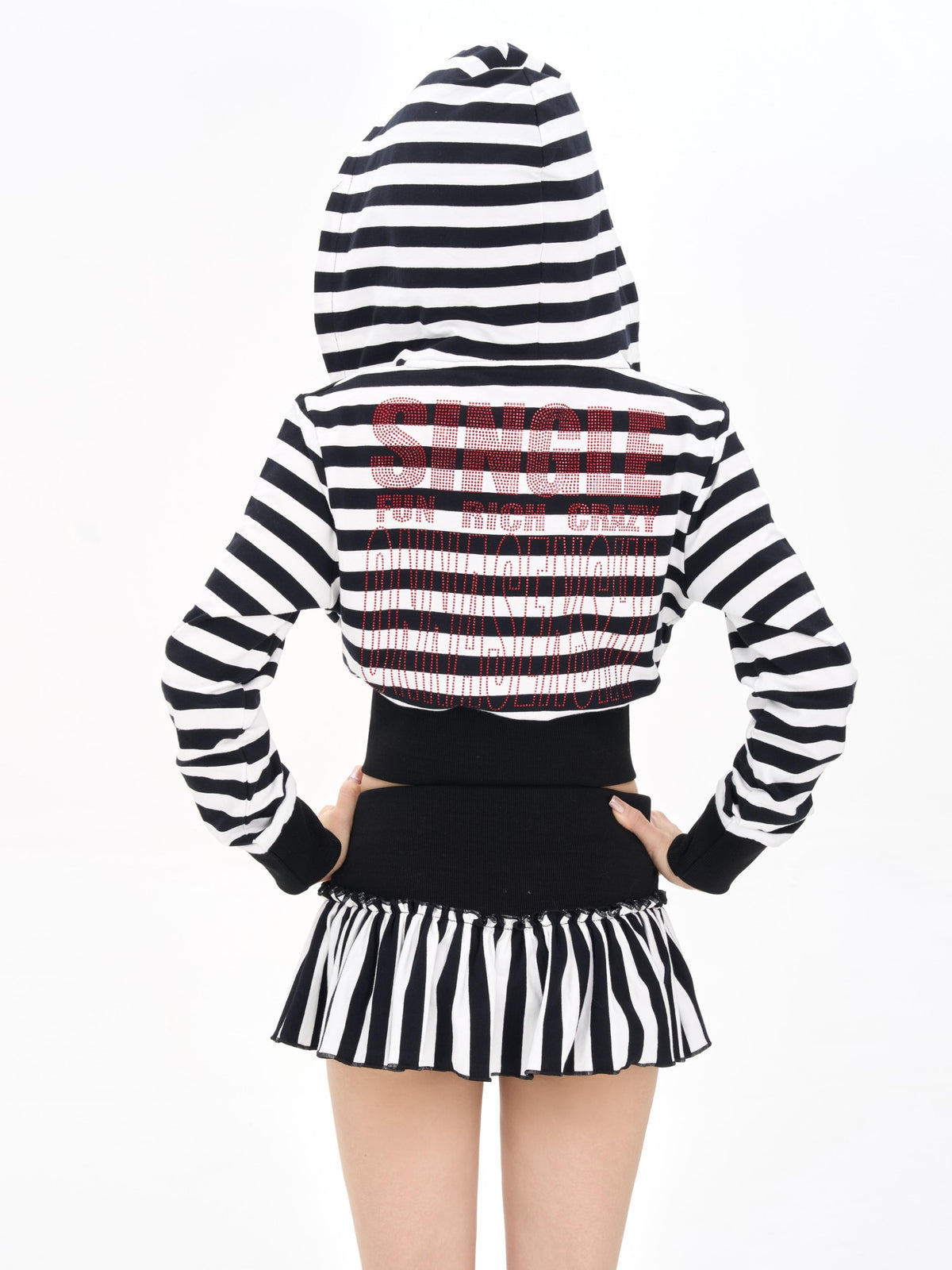 ONNASENSHI Vertical Stripe Ruched Low Rise Built In Shorts Women&