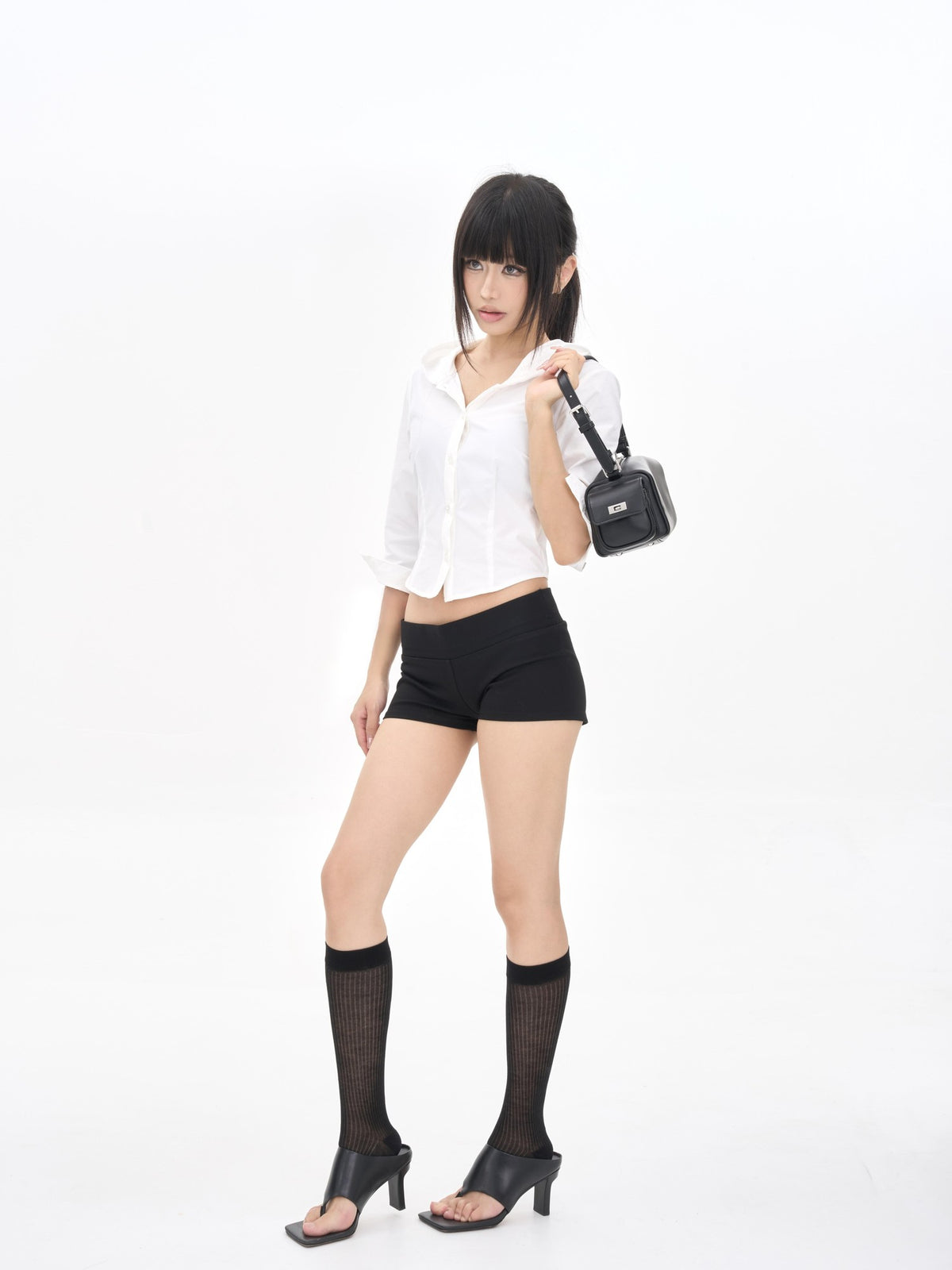 ONNASENSHI White Hooded Three Quarter Sleeve Slim Fit Women&