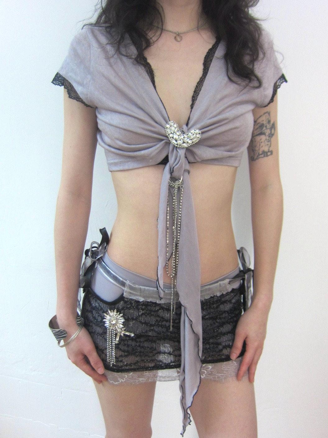 OPEN AESTHETIC Cropped Deep V Lace Trim Rhinestone Heart Tie Women&