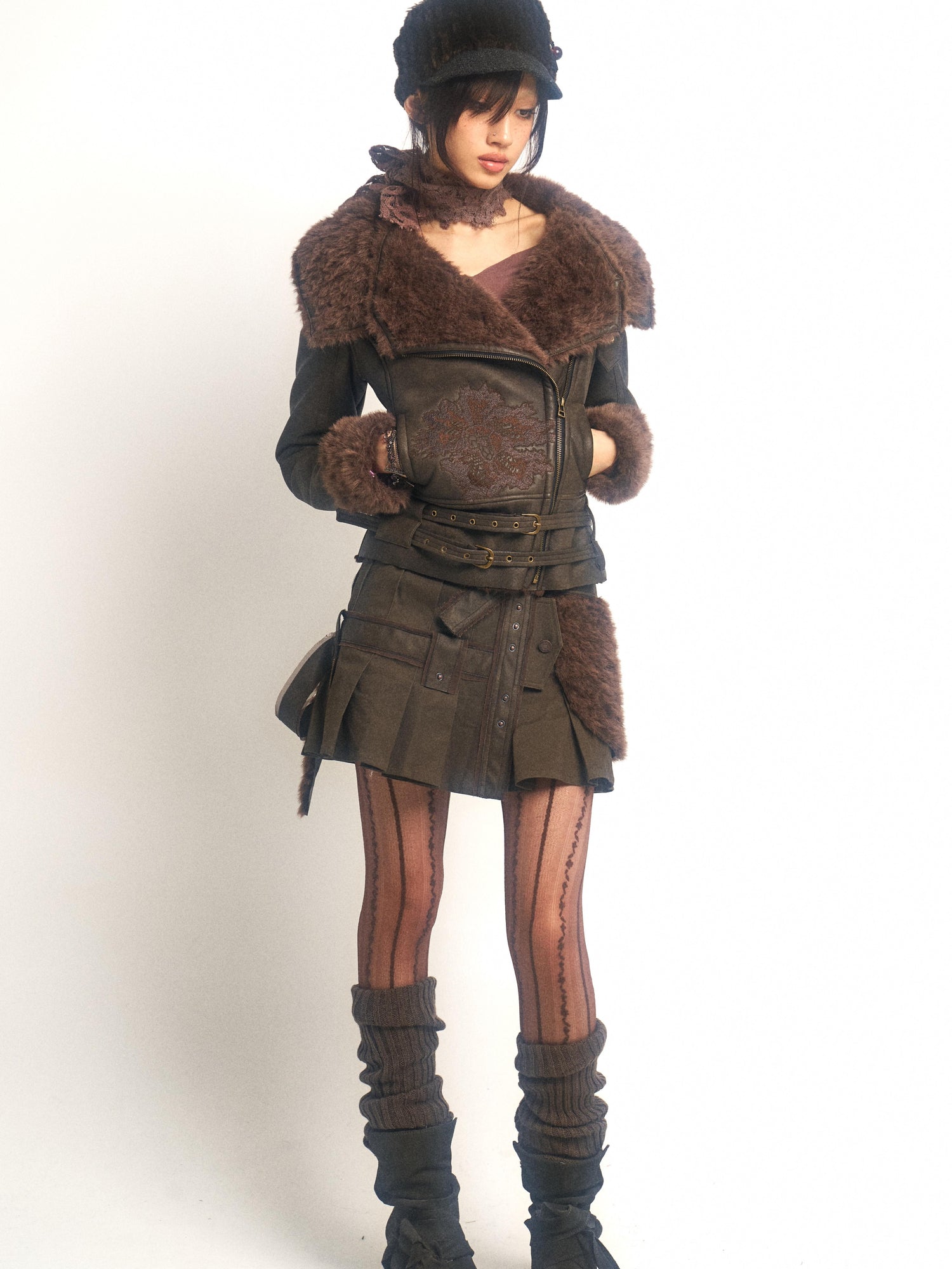Update OPEN AESTHETIC Open Aesthetic Pleated Skirt With Detachable Fur Leather Trim