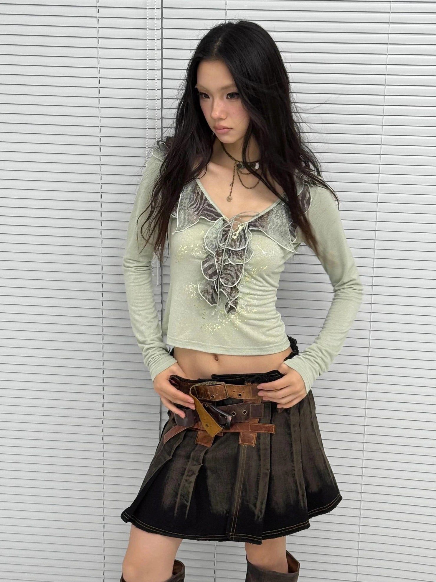 OPEN AESTHETIC Skin Friendly Breathable Cotton V Neck Long Sleeve Loose Light Green T-Shirt