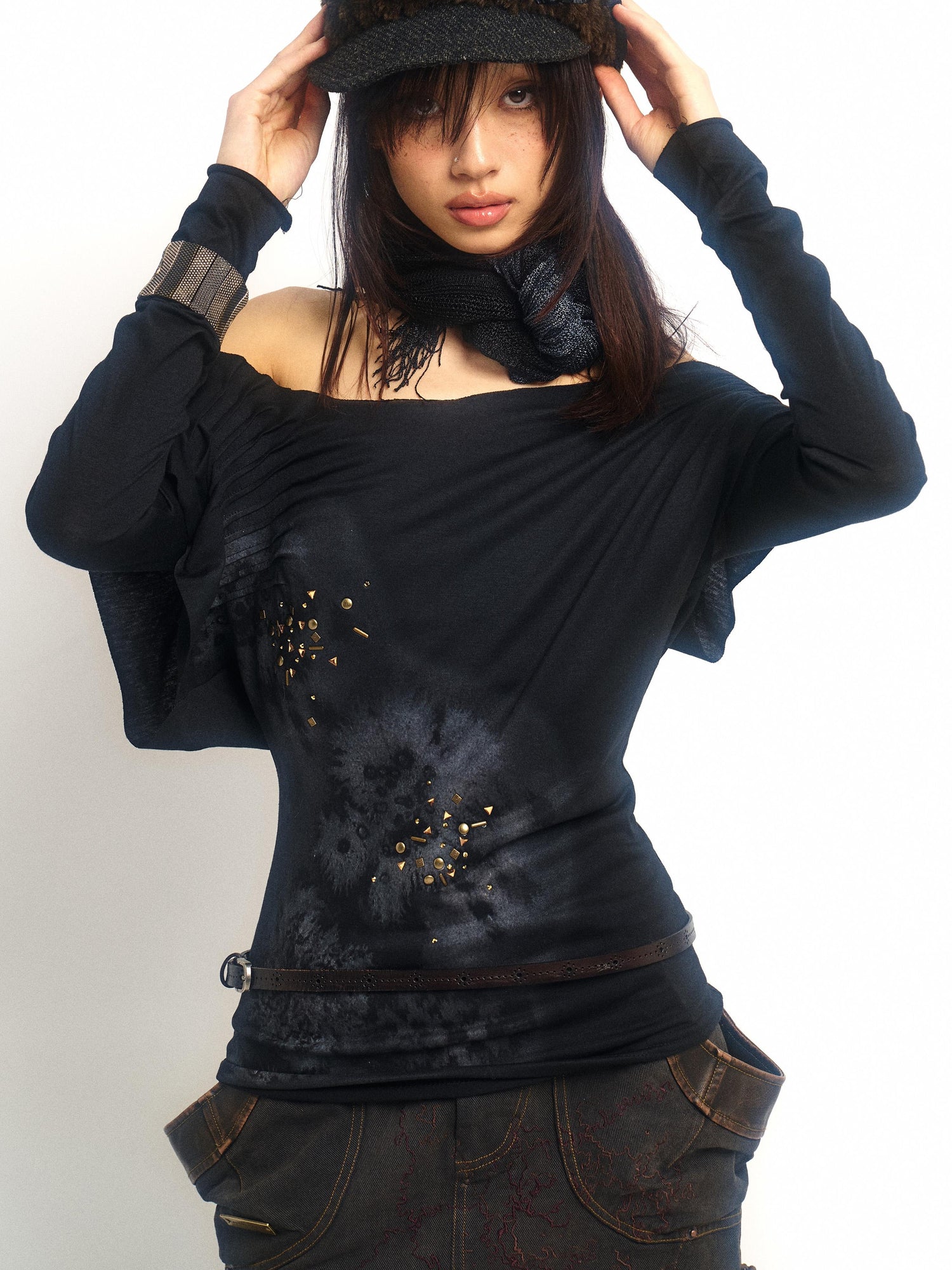 Update OPEN AESTHETIC Vintage Metal Diamond Print Draped Neck V-neck T-shirt Long-Sleeve Top