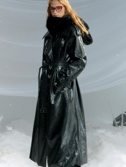 OfAkiva Black Minimal Silhouette Cloud Hem Quilted Women&