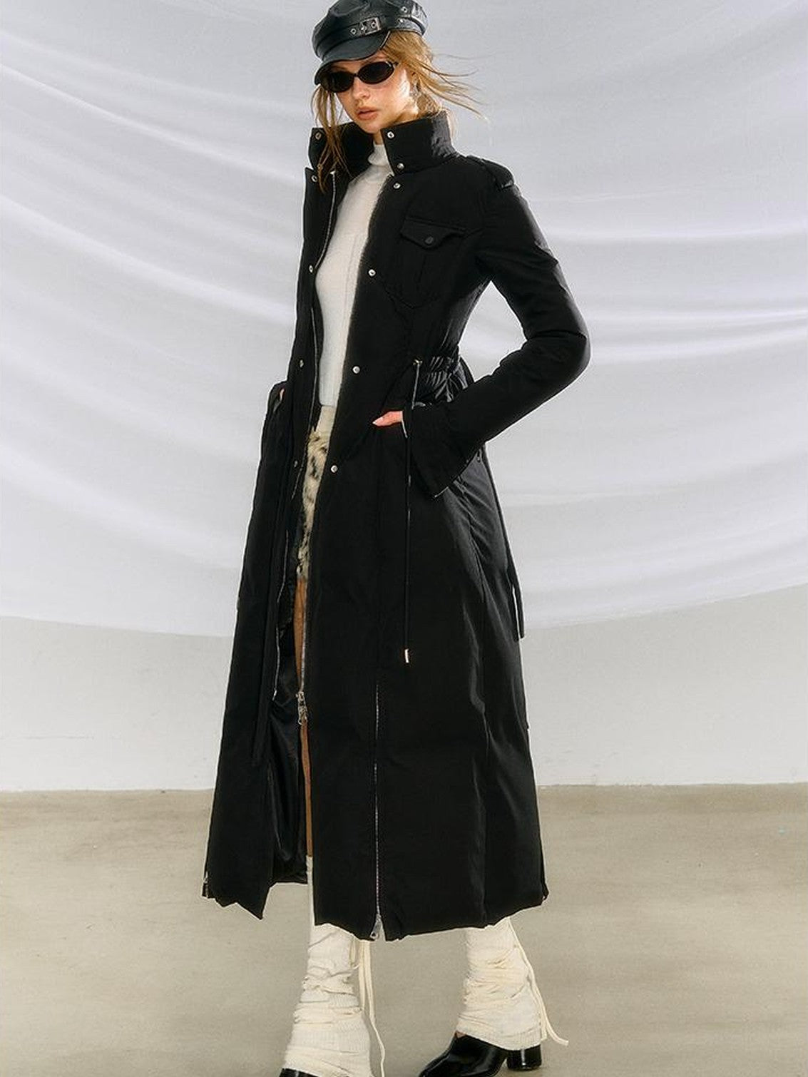 OfAkiva Black Solid Color Stand Collar Cinched Waist Slimming Goose Down Women&