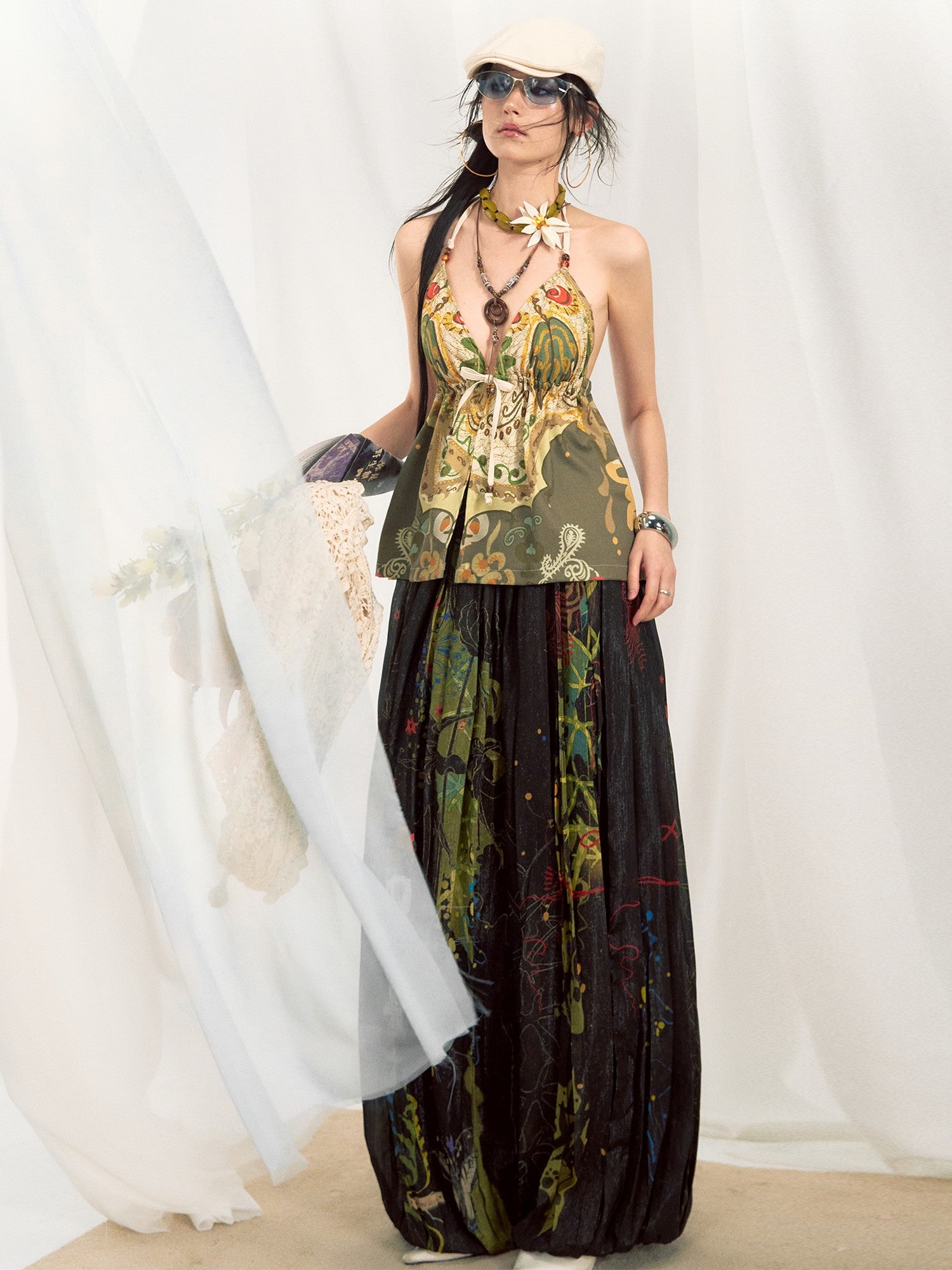 OfAkiva Dark Floral Graffiti Print Embroidered Pleated Lantern Women&