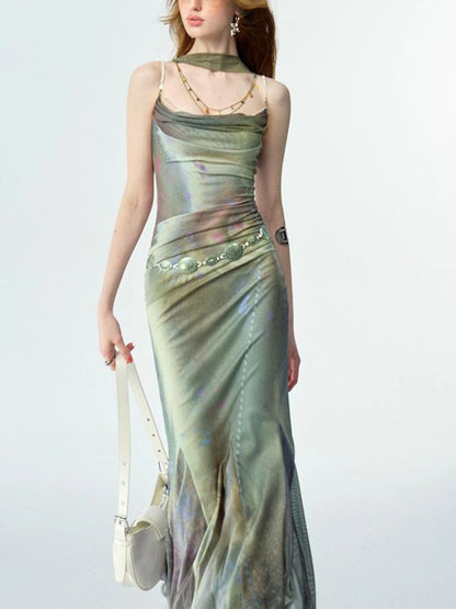 OfAkiva Diamond Chain Print Daisy Slip V-neck Dress