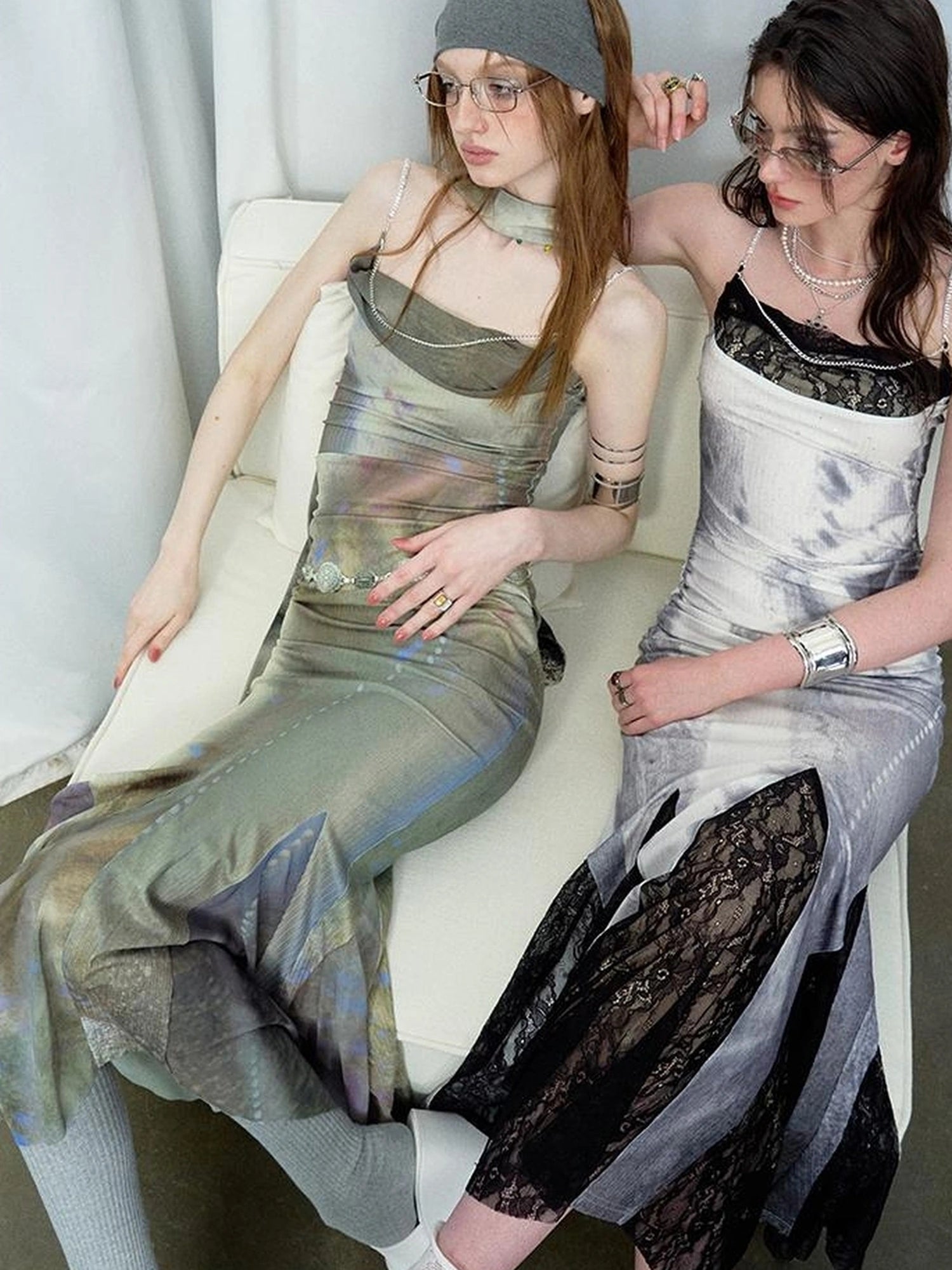 OfAkiva Diamond Chain Print Daisy Slip V-neck Dress