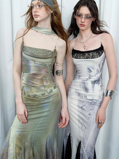 OfAkiva Diamond Chain Print Daisy Slip V-neck Dress