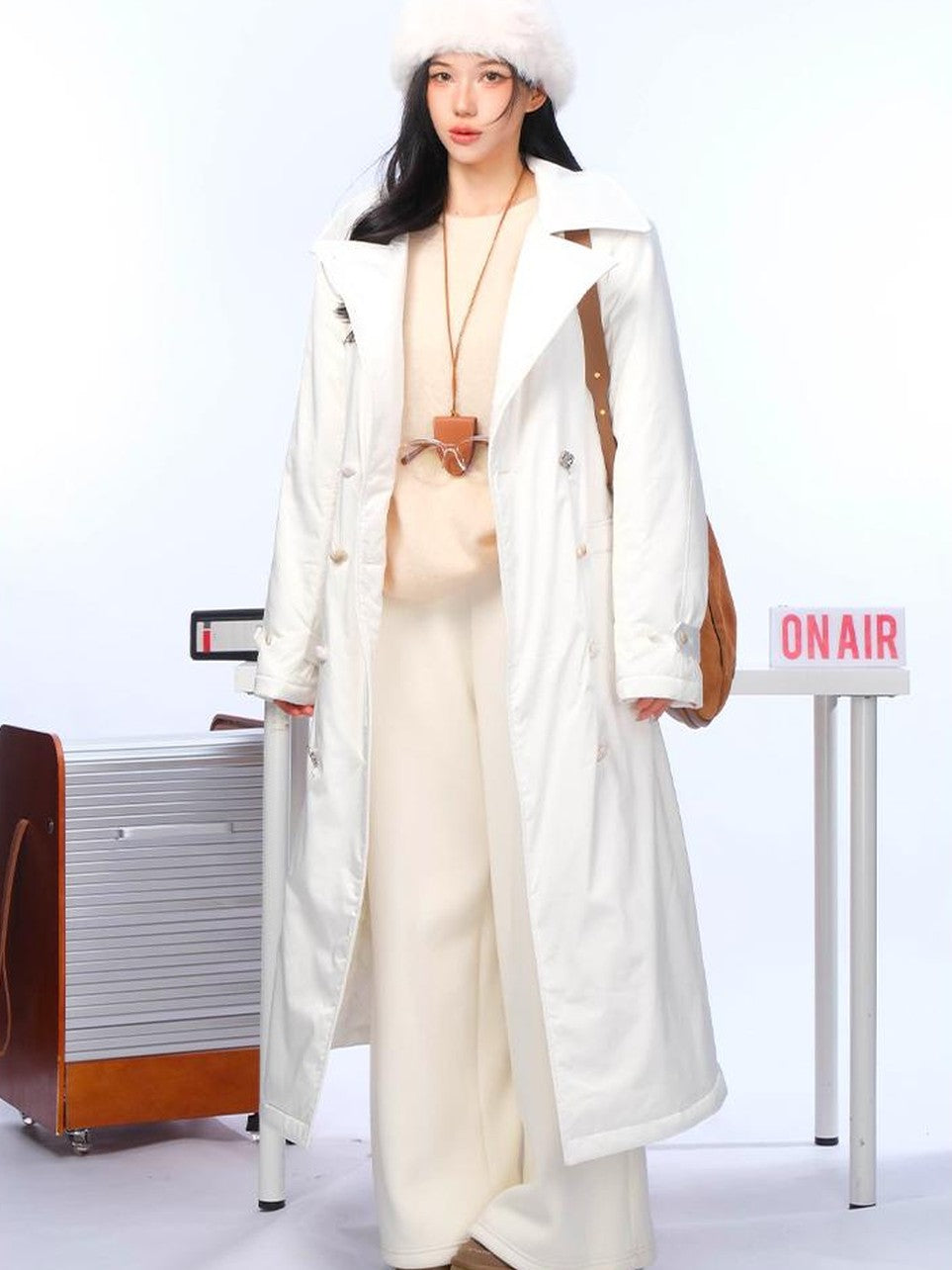 OfAkiva Elegant Hoodless 90% White Duck Down Quilted Women&
