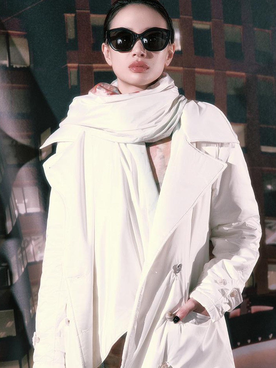 OfAkiva Elegant Hoodless 90% White Duck Down Quilted Women&