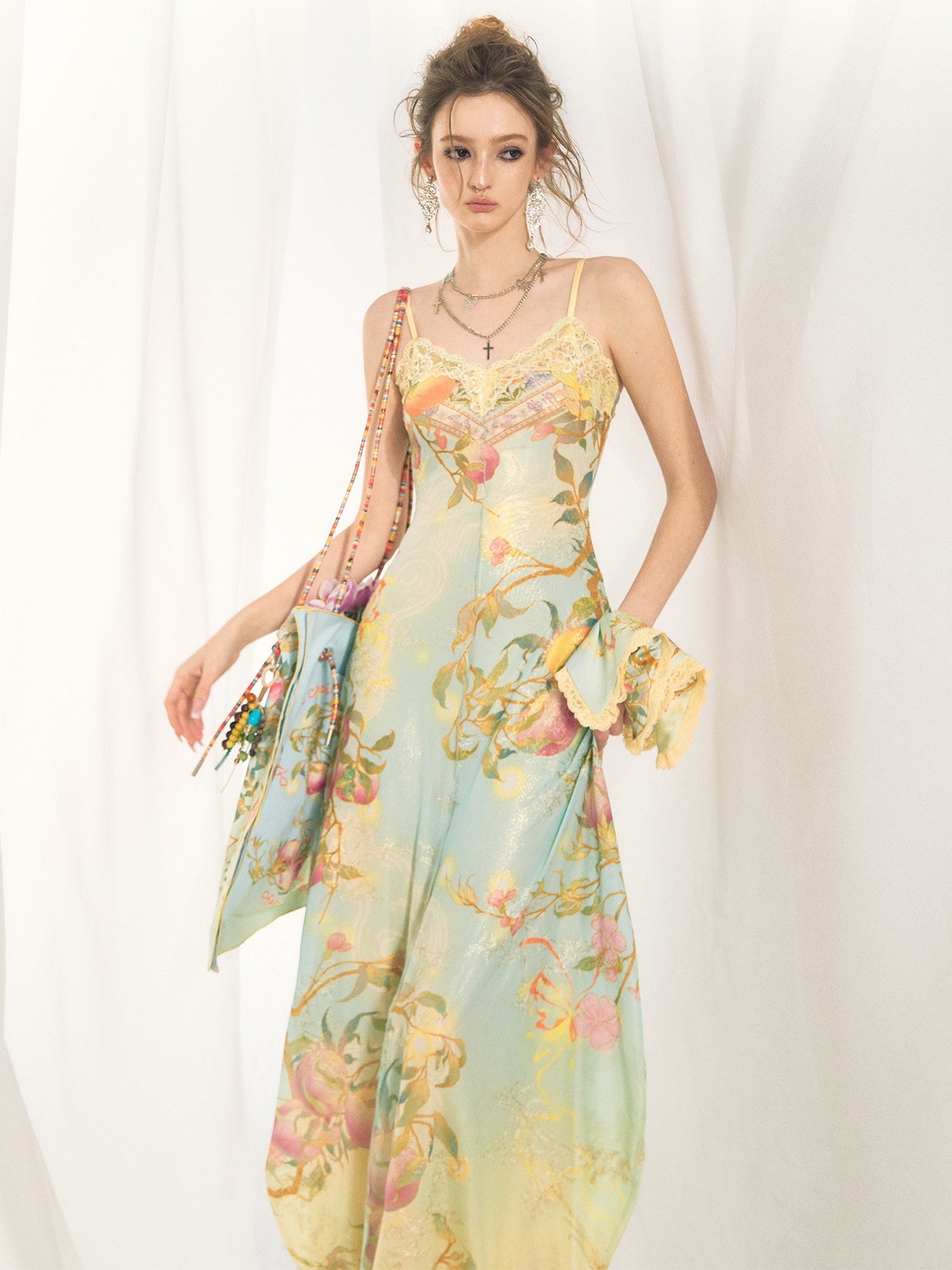 OfAkiva Gold Embroidery Print Colorblock Women&