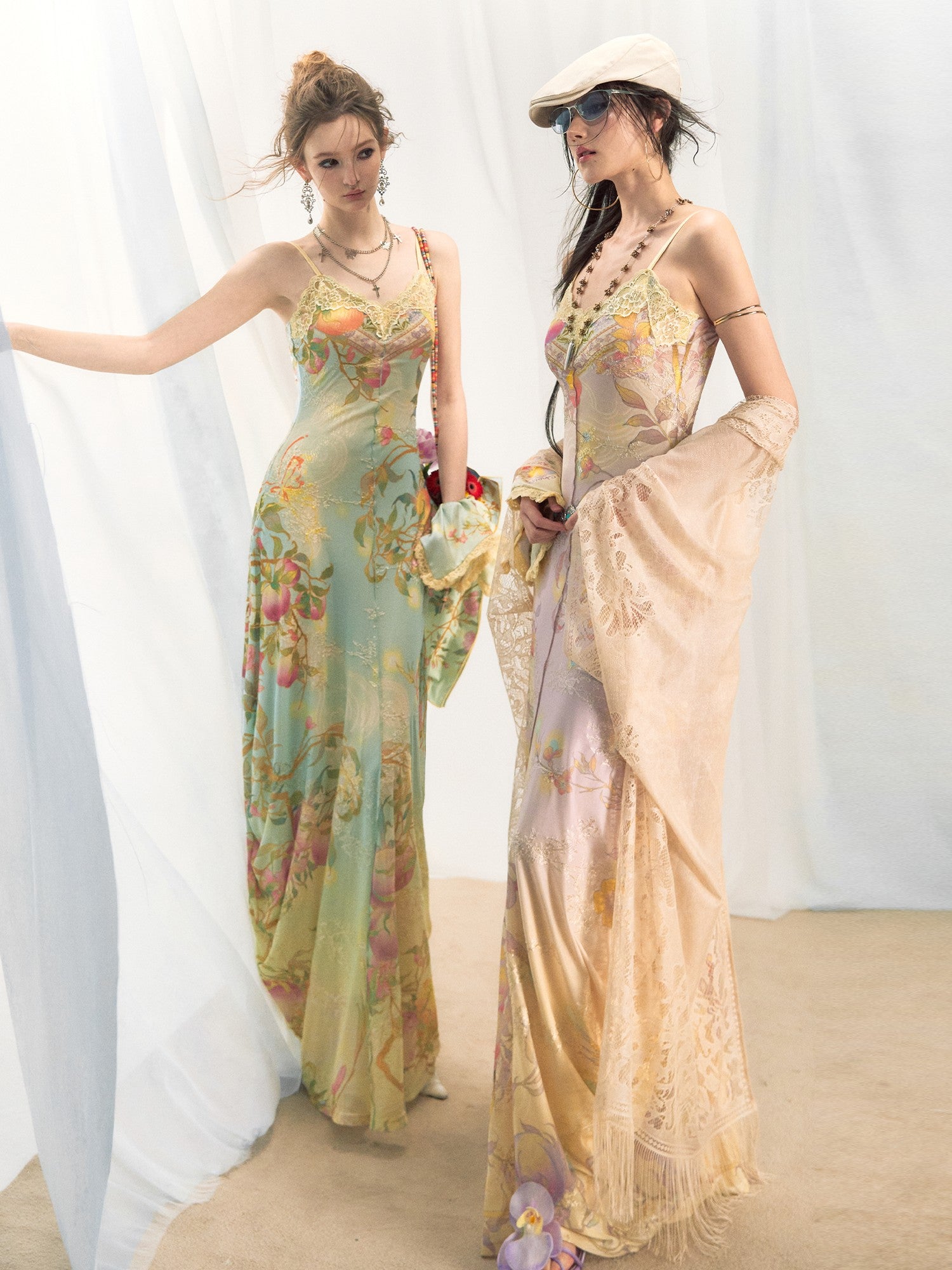 OfAkiva Gold Embroidery Print Colorblock Women&