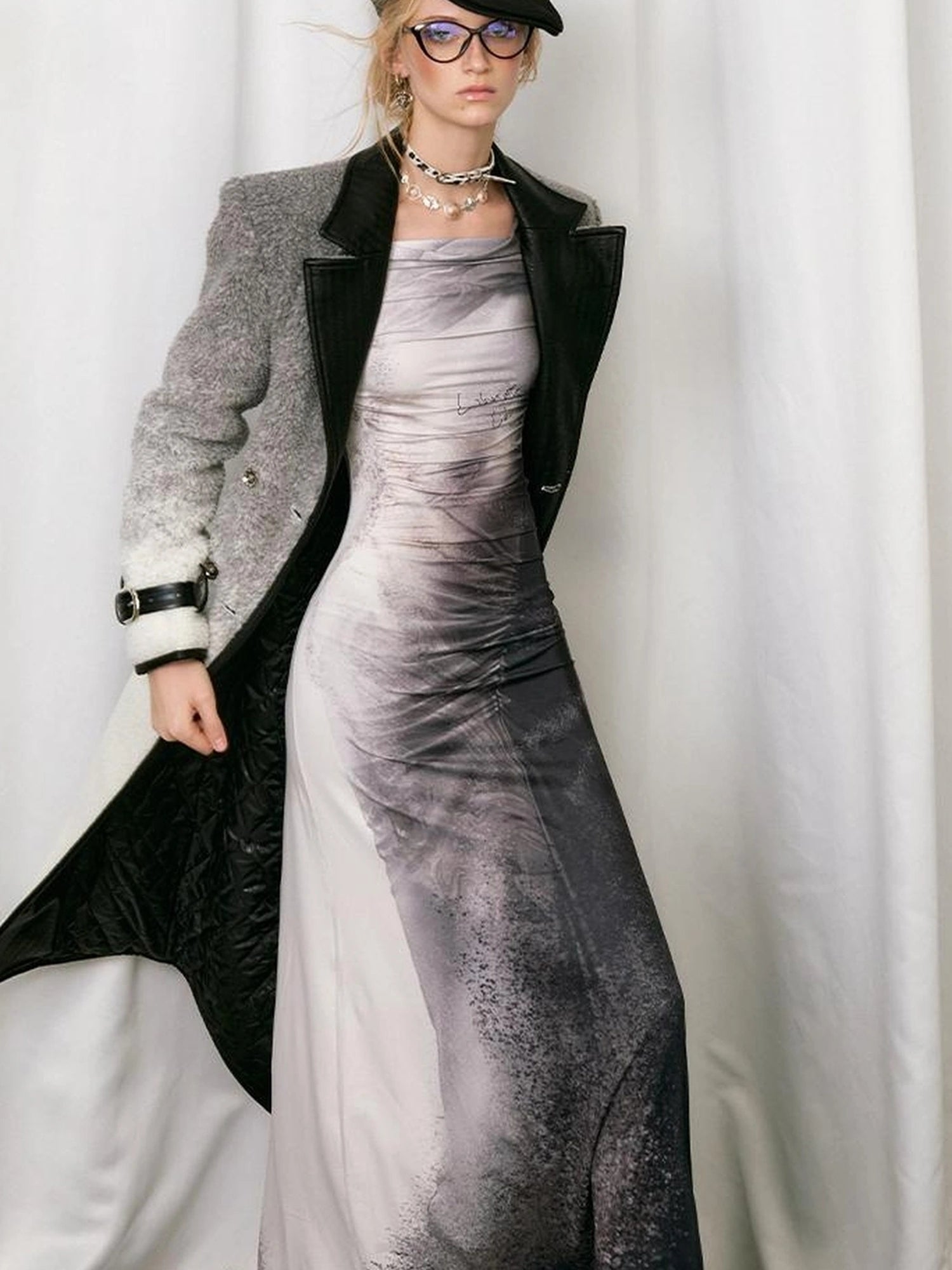 OfAkiva Gradient Quilted Wool Coat