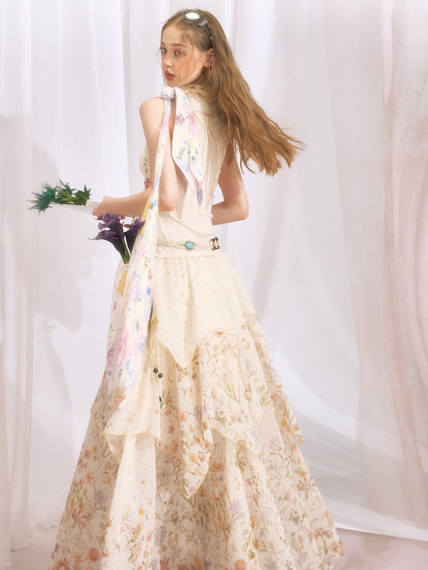 OfAkiva Metallic Thread Asymmetrical Spliced Floral Women&