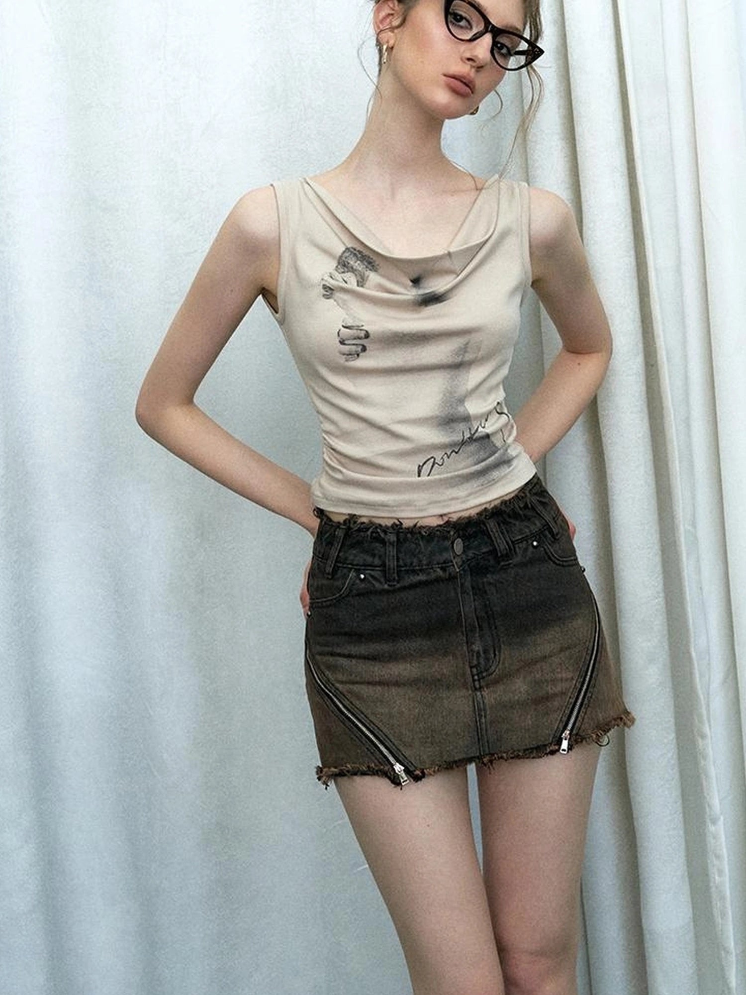 OfAkiva Pleated Drape Neck T-shirt In Khaki Print