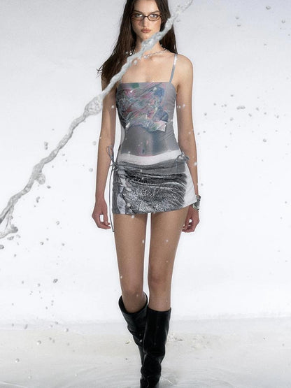 Reverse Chroma Sculpture Swimsuit V-Neck T-Shirt Long-Sleeve