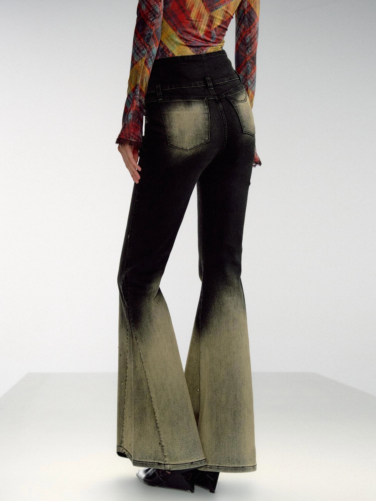 OfAkiva Skeleton Embroidered Washed Jeans With Studs