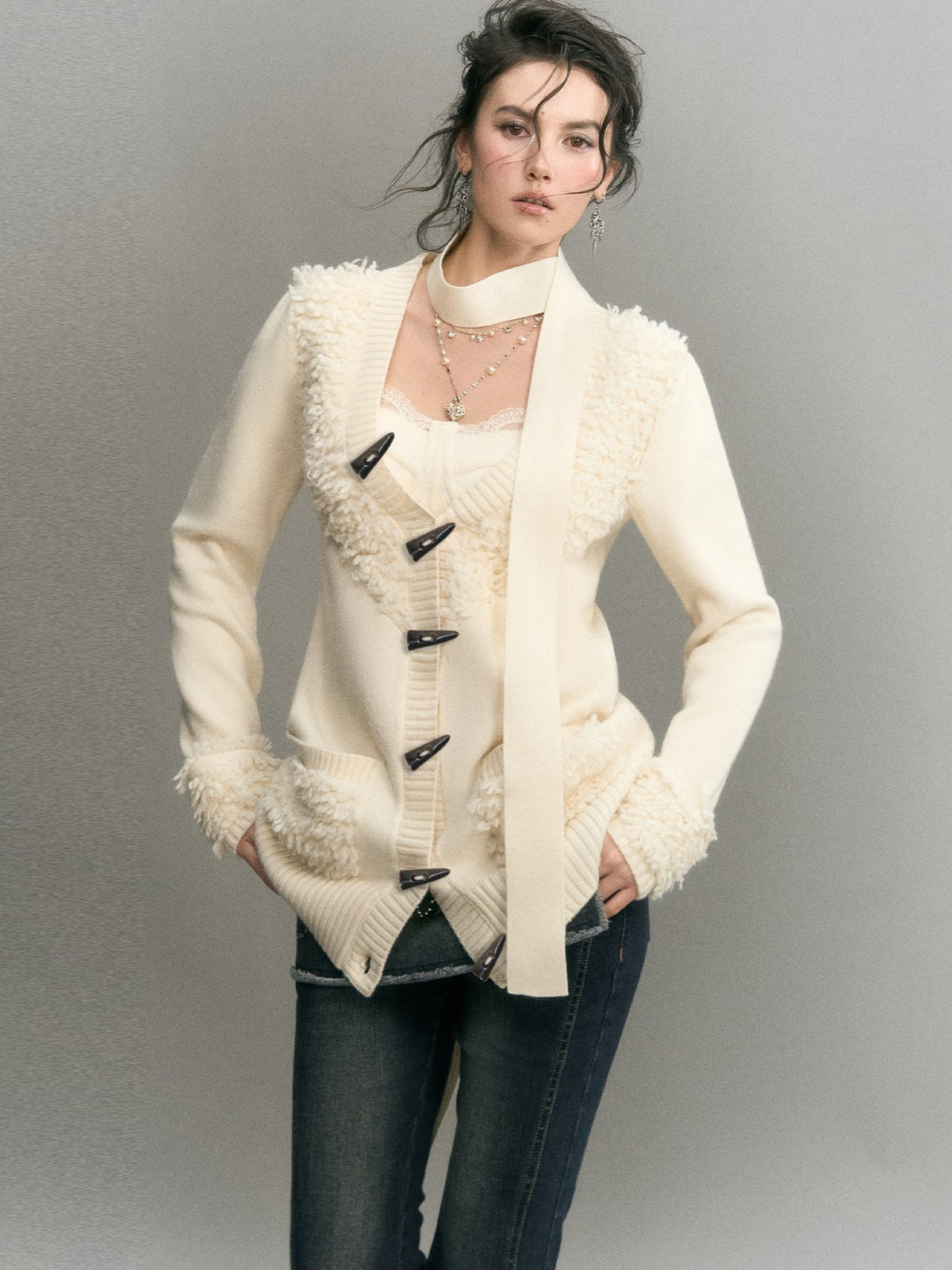 OfAkiva_Textured_Loop_Yarn_Horn_Button_Paneled_V-neck_Women&
