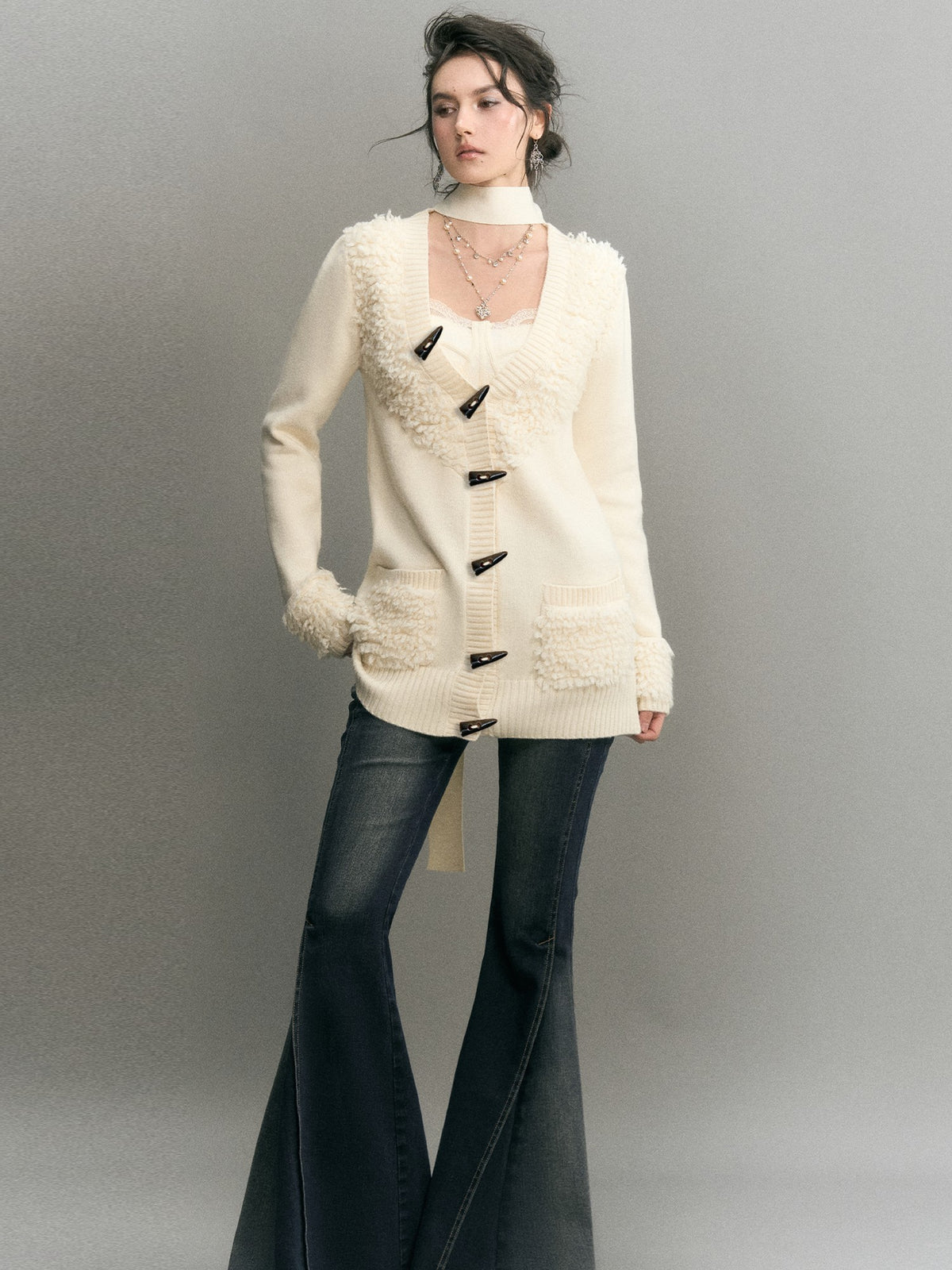 OfAkiva Textured Loop Yarn Horn Button Paneled V-neck Women&