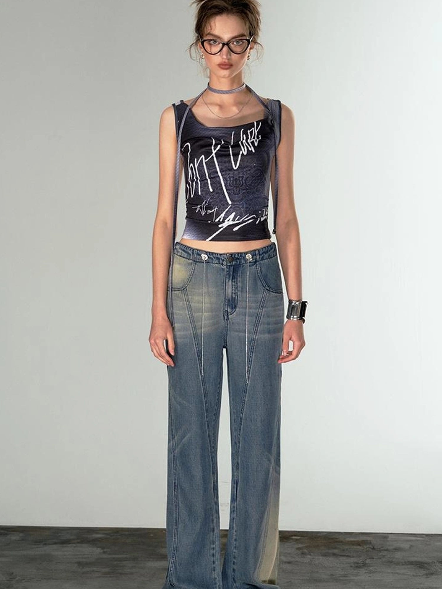 OfAkiva Undefined Print V-Neck Tank Top