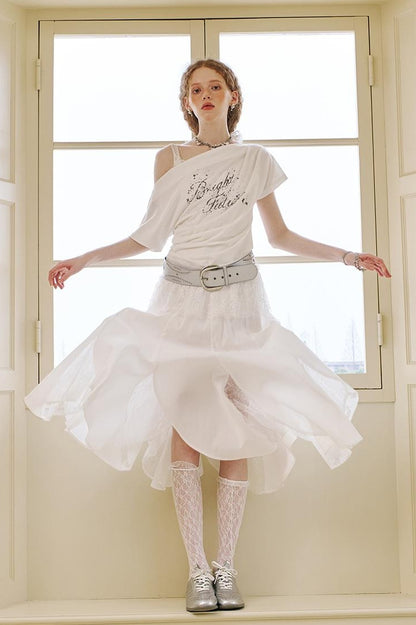 DIDDI MODA Off Shoulder Letter Graphic Rhinestone Pleated Tee