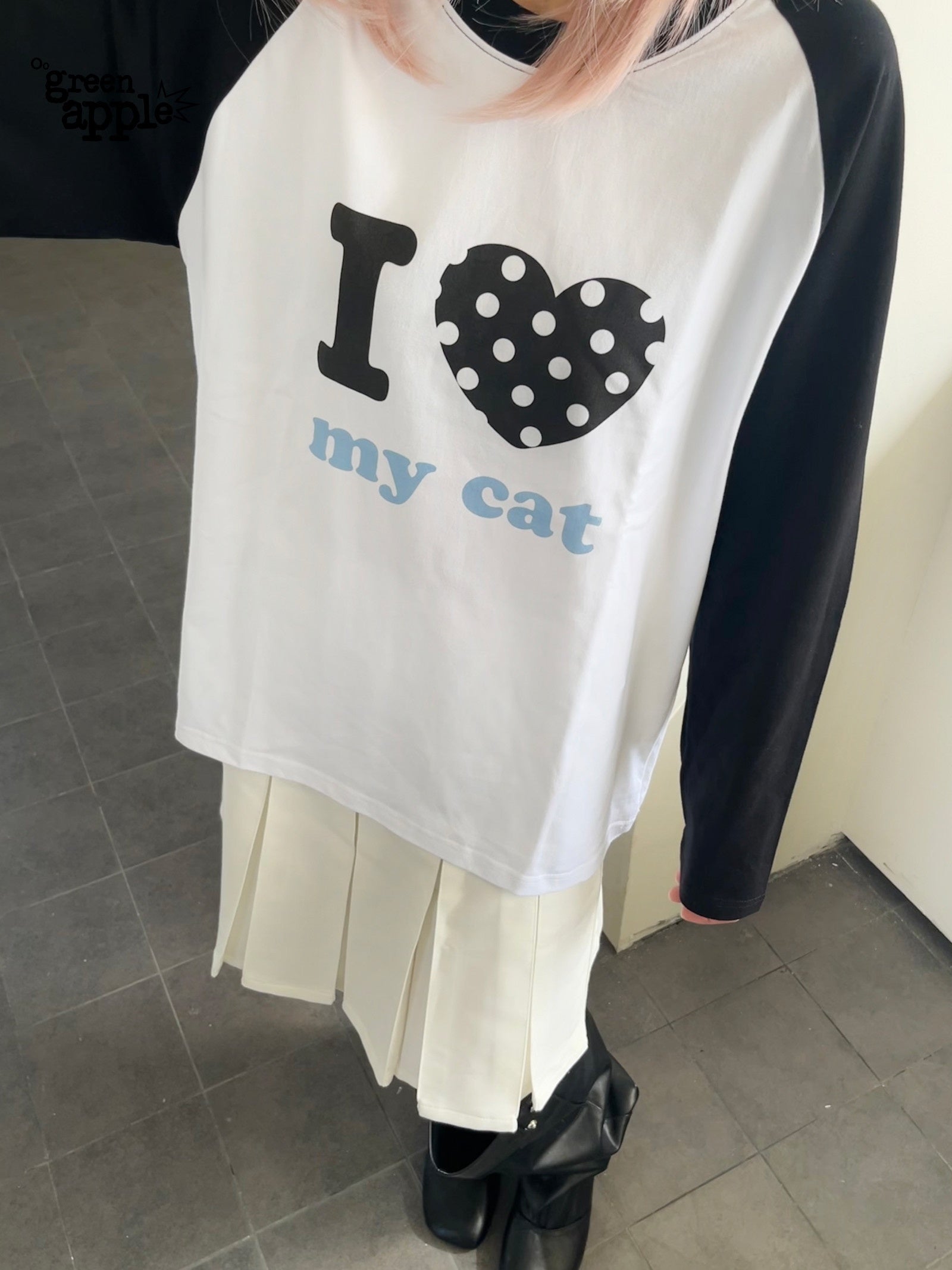 Oogreenapple_I_Love_Bed_And_Cat_Original_Print_Raglan_Sleeve_Women&