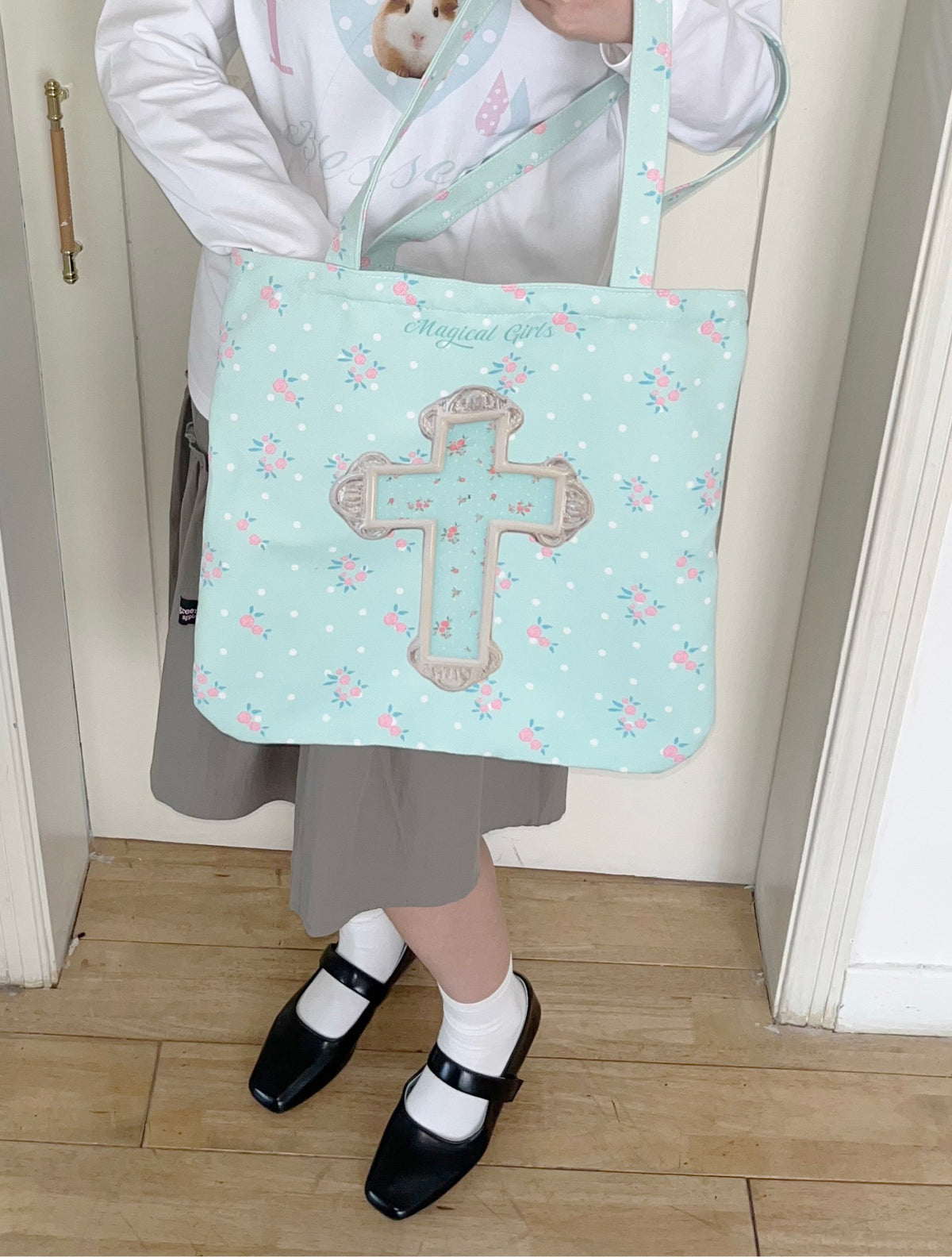Oogreenapple_Mint_Green_Floral_Cross_Print_Soft_Canvas_Women&