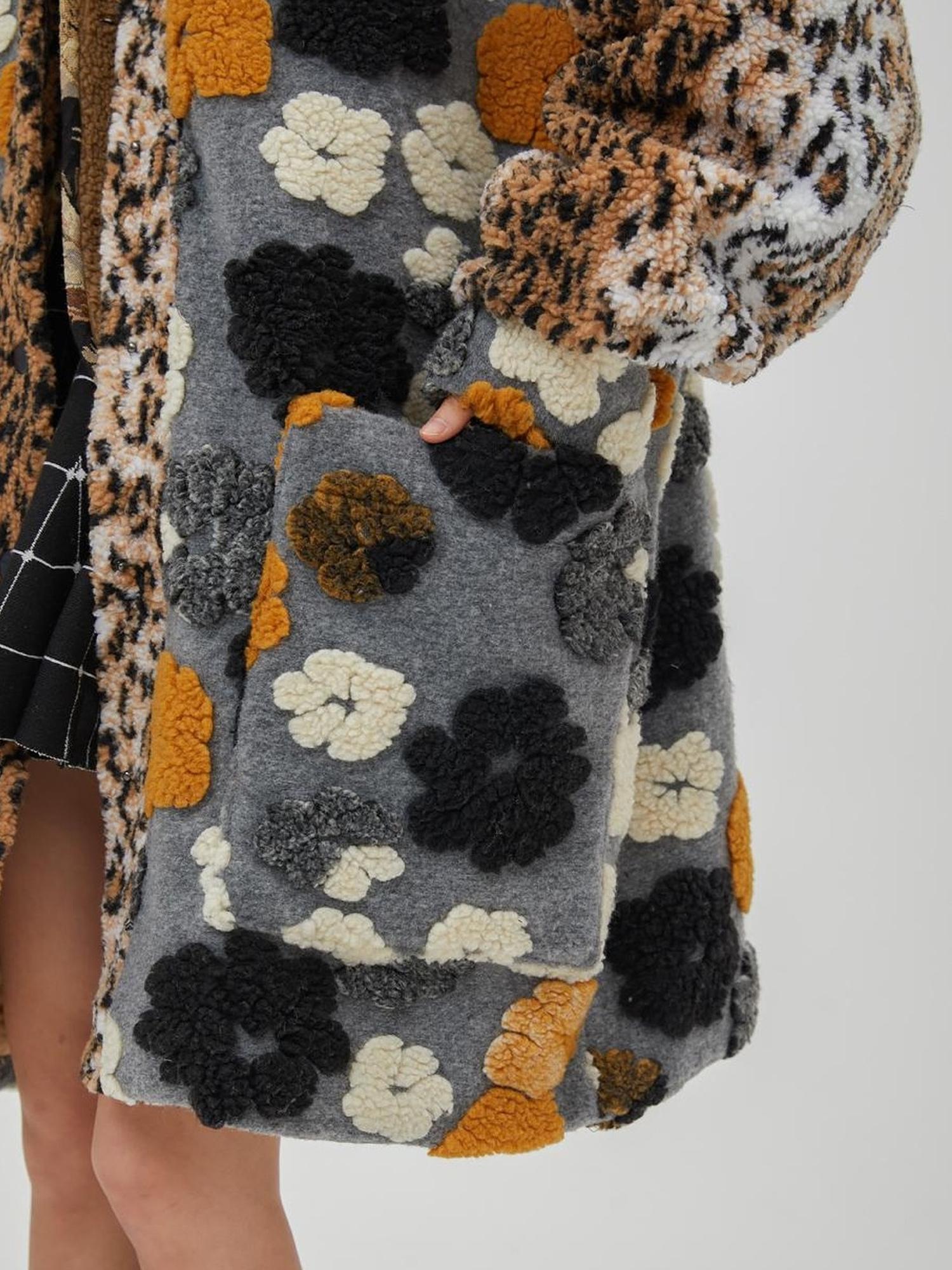 Sweet Mi Original Floral Jacquard Quilted Wool Coat For Women Free Size