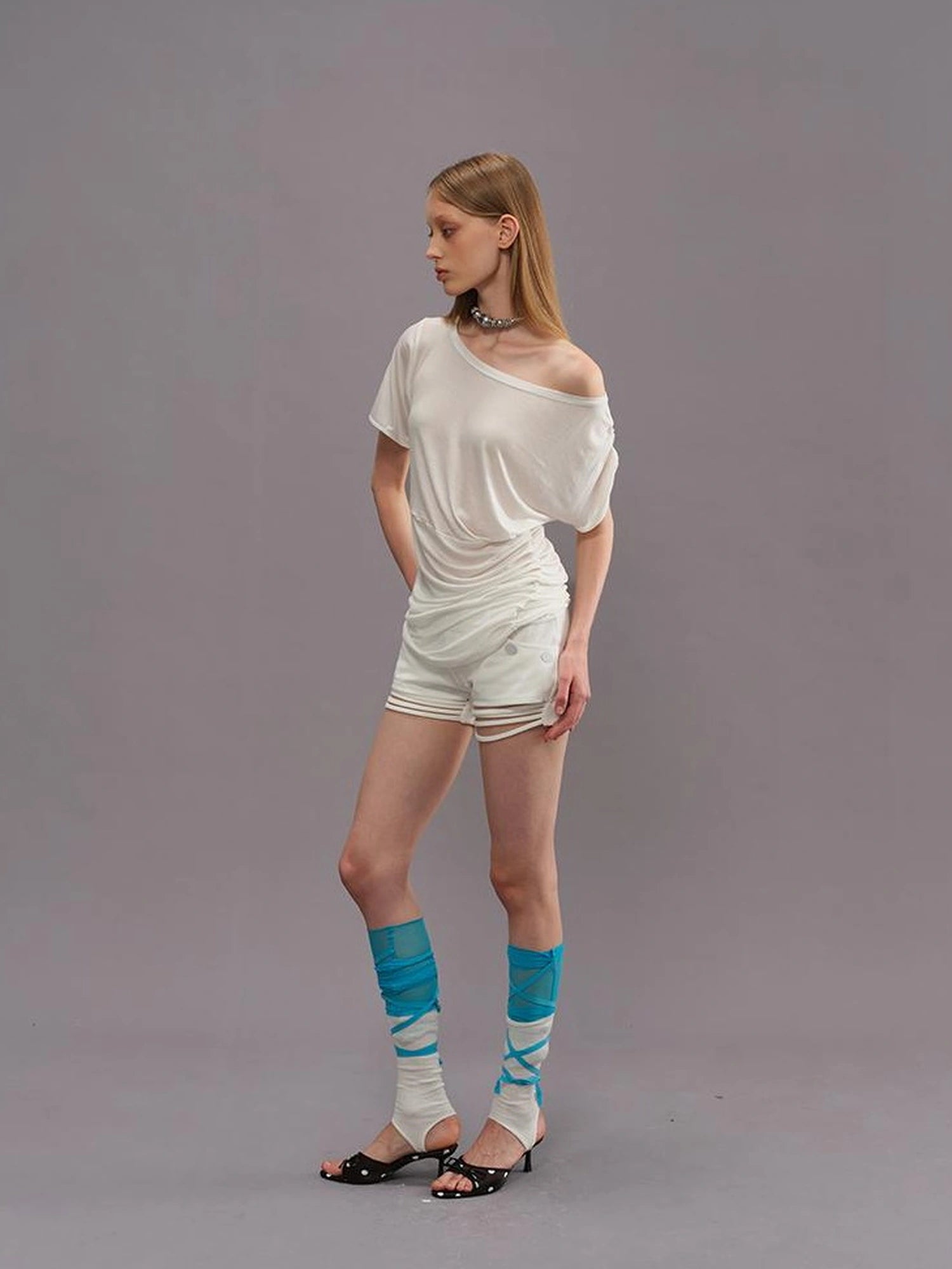 Outmode Asymmetric Ruffle Shoulder T-shirt