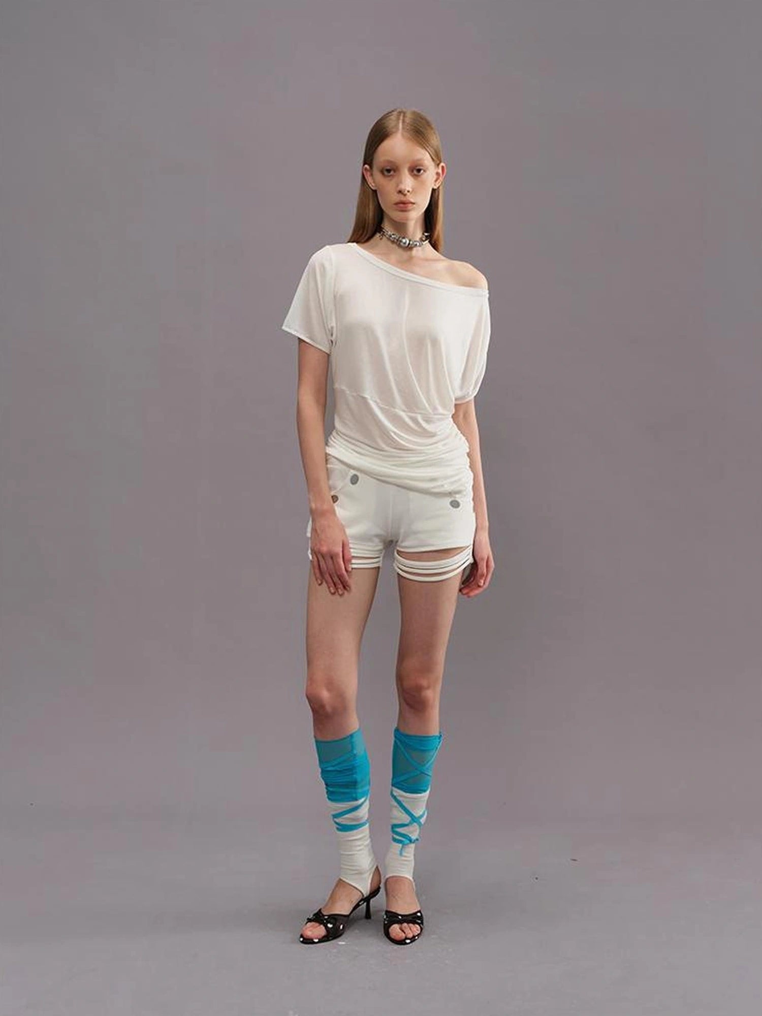 Outmode Asymmetric Ruffle Shoulder T-shirt