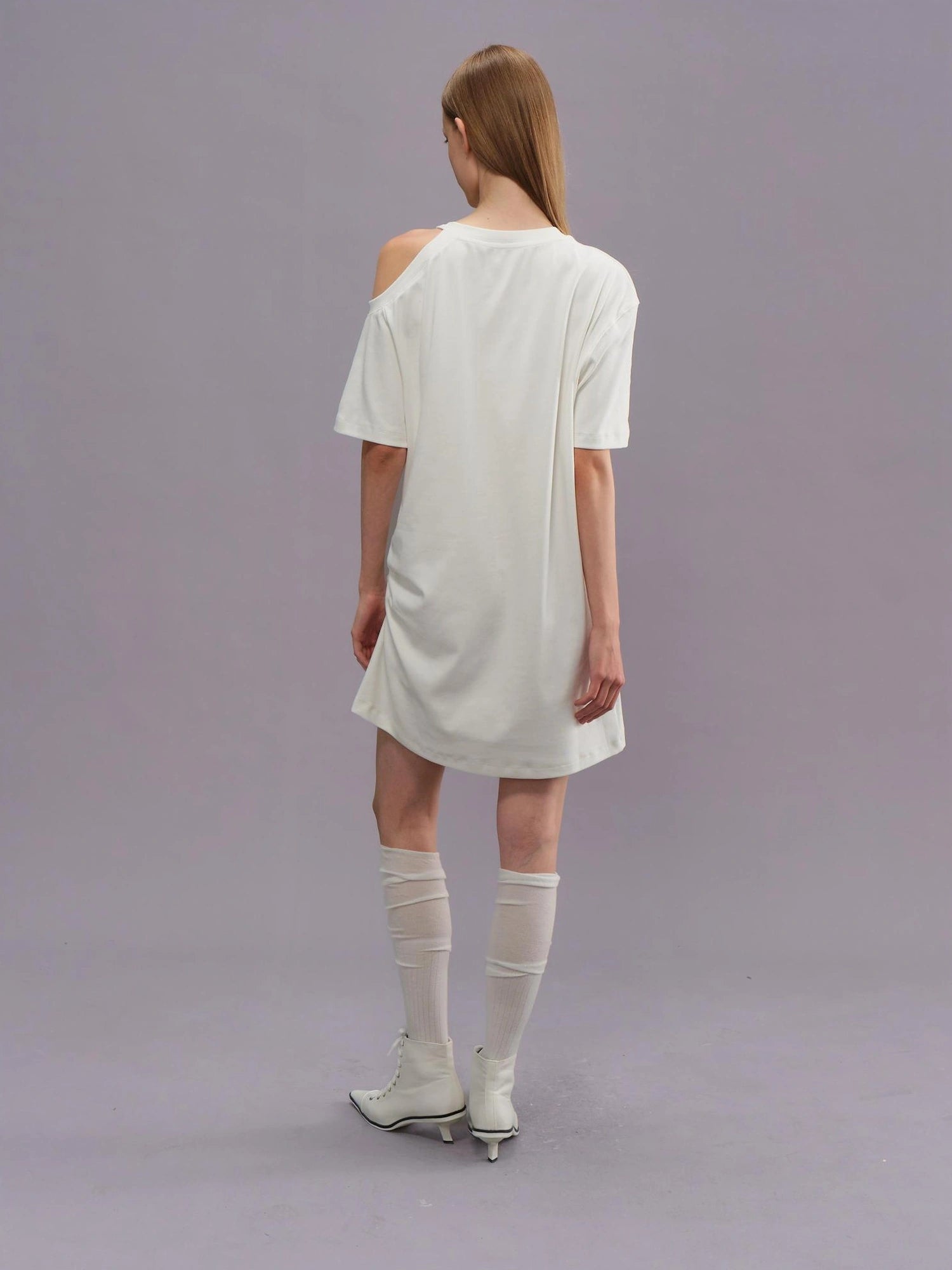 Outmode Off Shoulder Ruffle White T-shirt With Dalmatian Print