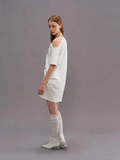 Outmode Off Shoulder Ruffle White T-shirt With Dalmatian Print