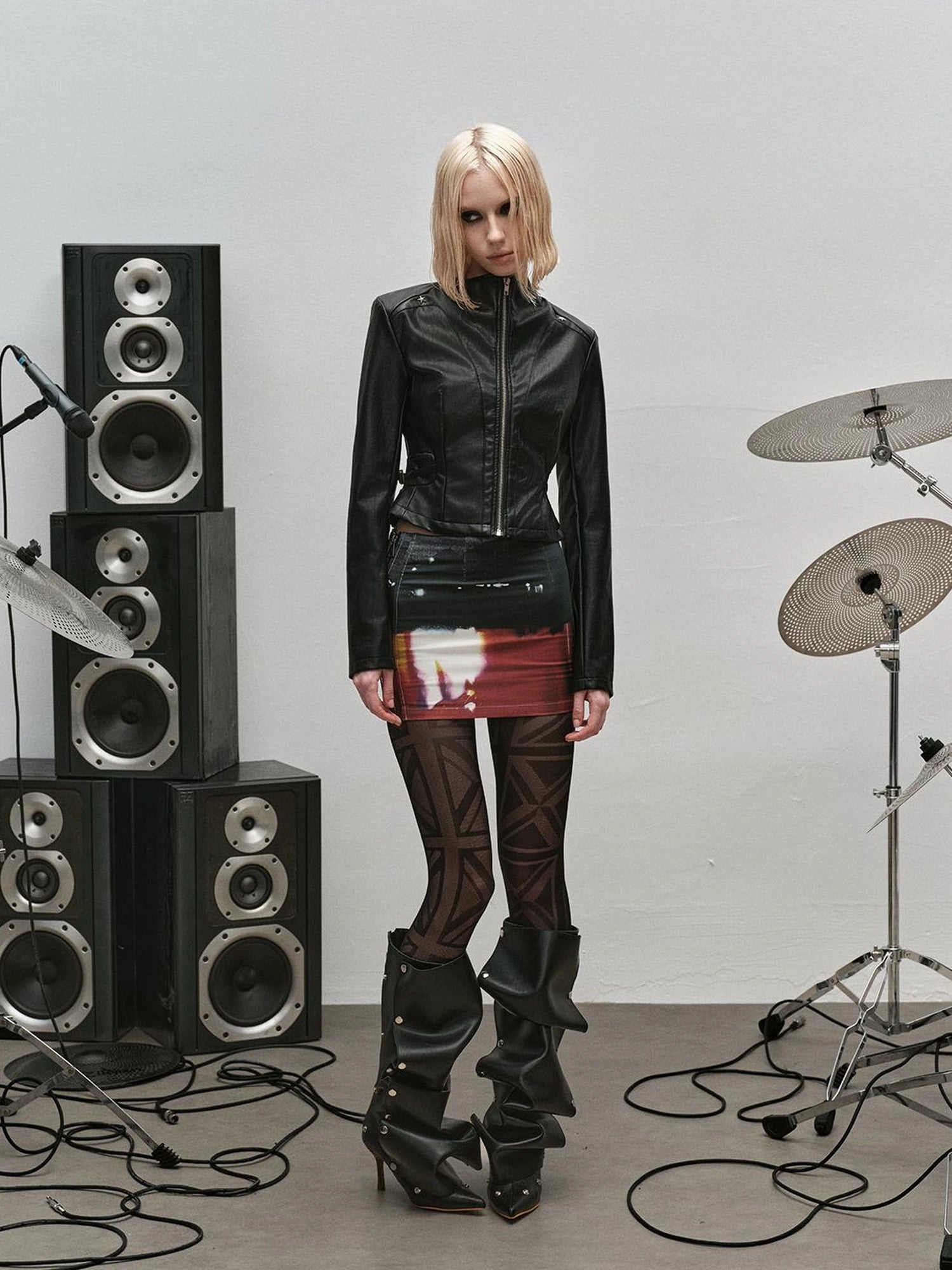 Outmode Rock N&