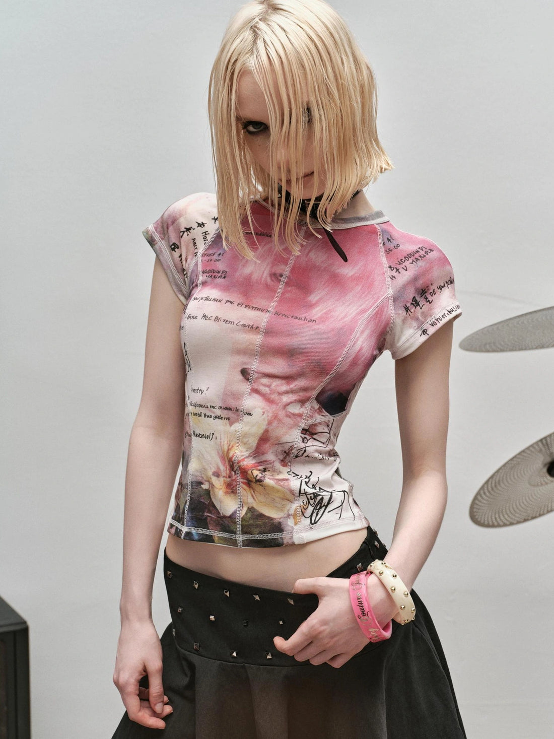 Outmode Rock N Roll Deconstructed Sleeveless V-neck T-shirt