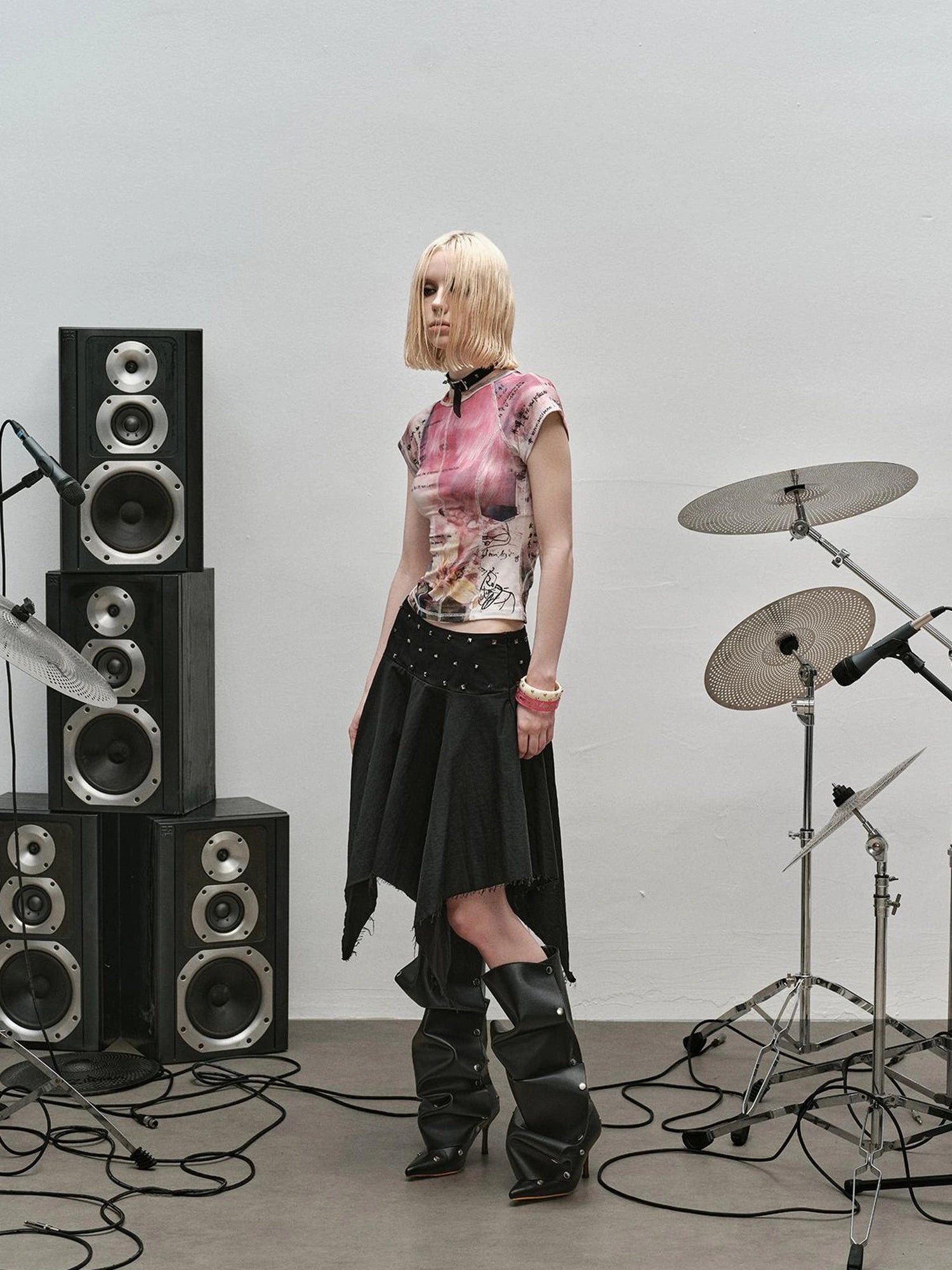 Outmode Rock N Roll Deconstructed Sleeveless V-neck T-shirt