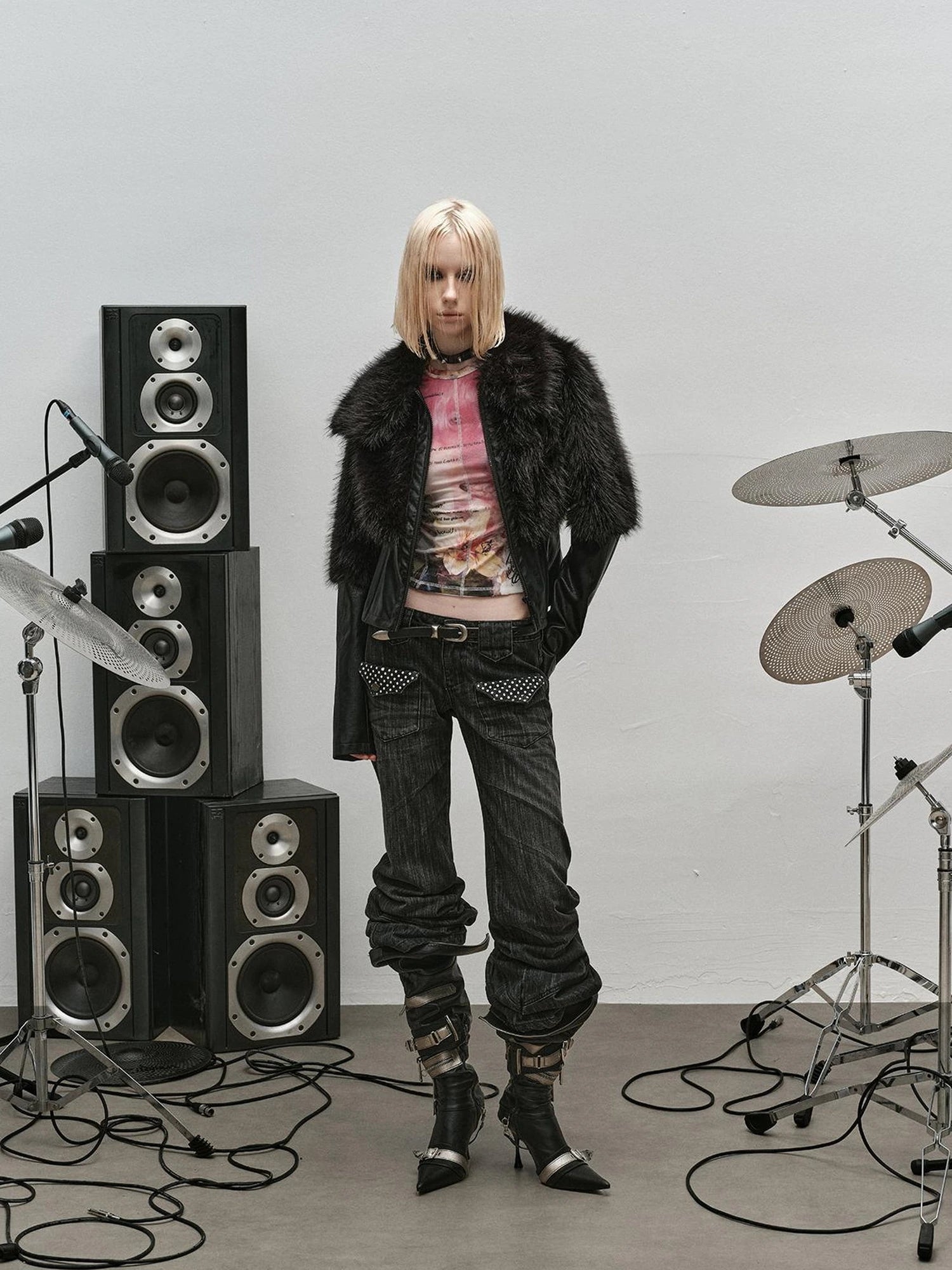 Outmode Rock N Roll Pu Patch Recyclable Cropped Fur Coat