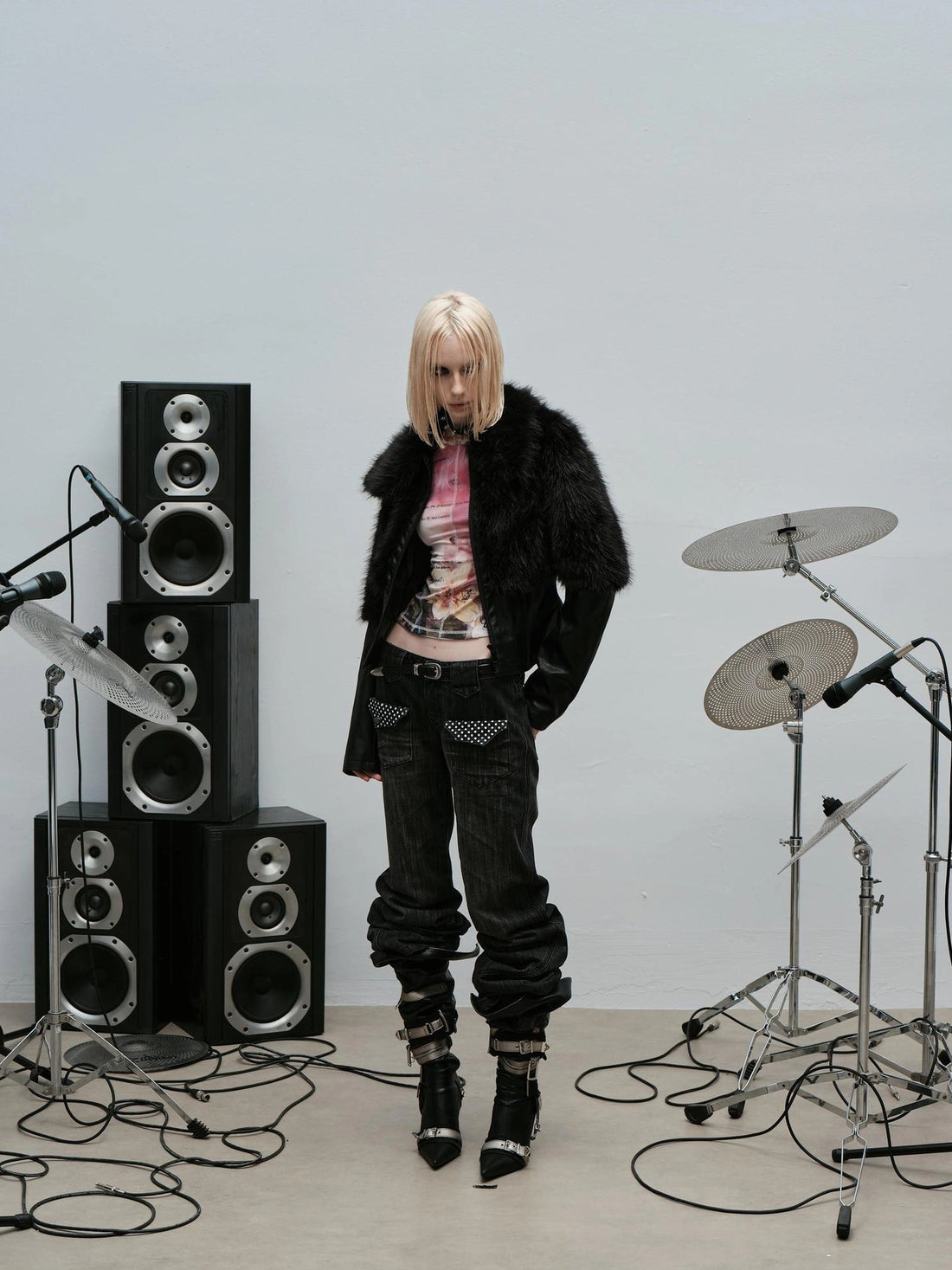 Outmode Rock N Roll Pu Patch Recyclable Cropped Fur Coat