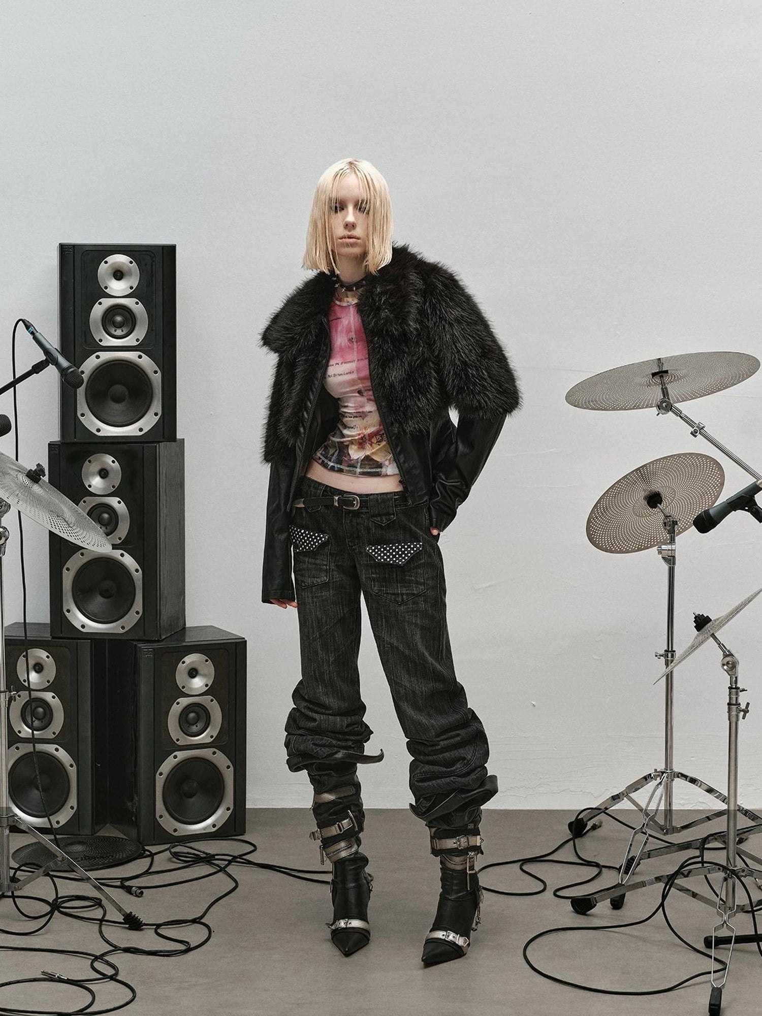 Outmode Rock N Roll Pu Patch Recyclable Cropped Fur Coat