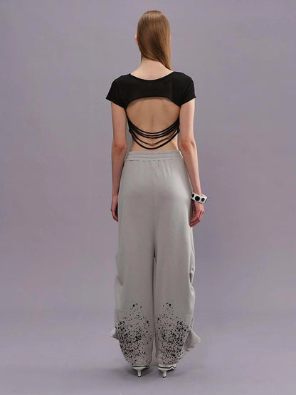 Outmode Soul &amp; Shadow Fitted Cropped V-neck T-shirt