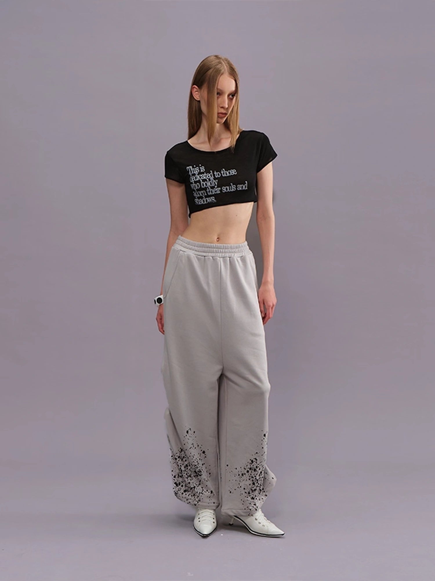 Outmode_Soul_&amp;_Shadow_Fitted_Cropped_V-neck_T-shirt_MISSTT