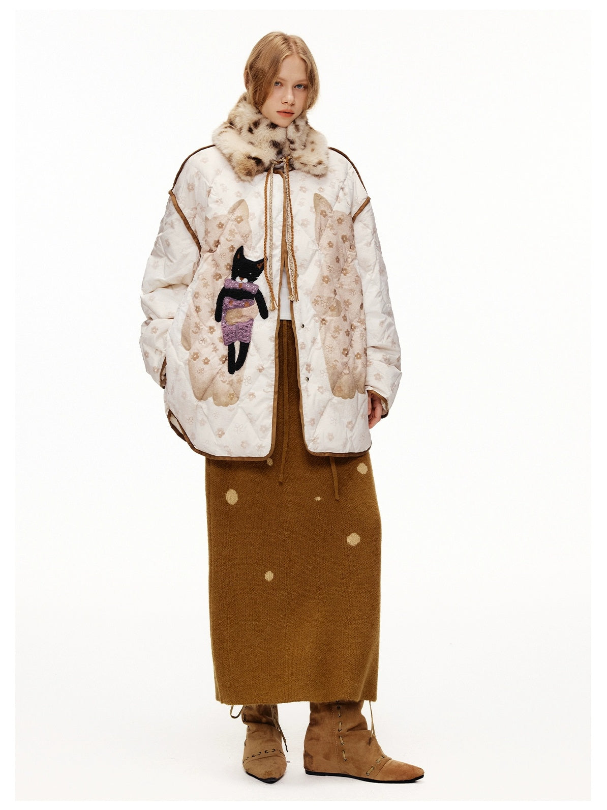 OuttheBlue 90% White Duck Down Diamond Quilted High Waist Apricot City Women Down Jacket