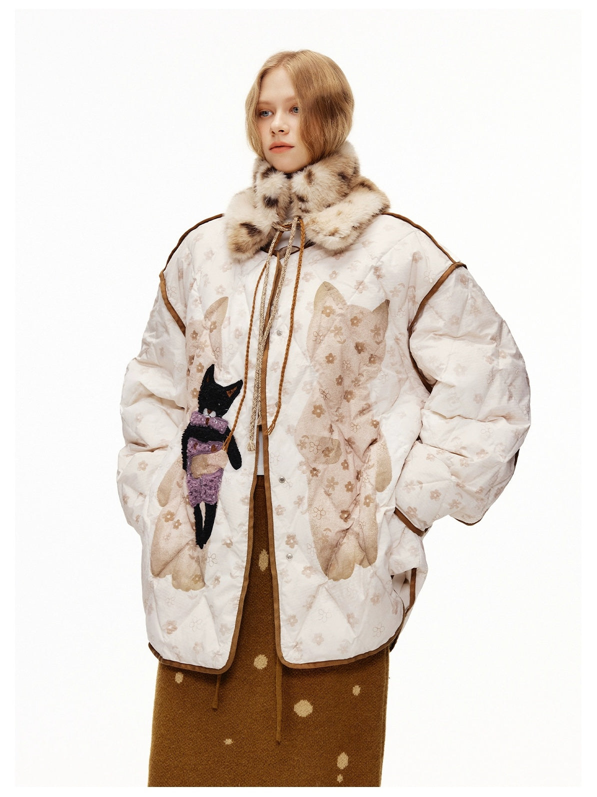 OuttheBlue 90% White Duck Down Diamond Quilted High Waist Apricot City Women Down Jacket