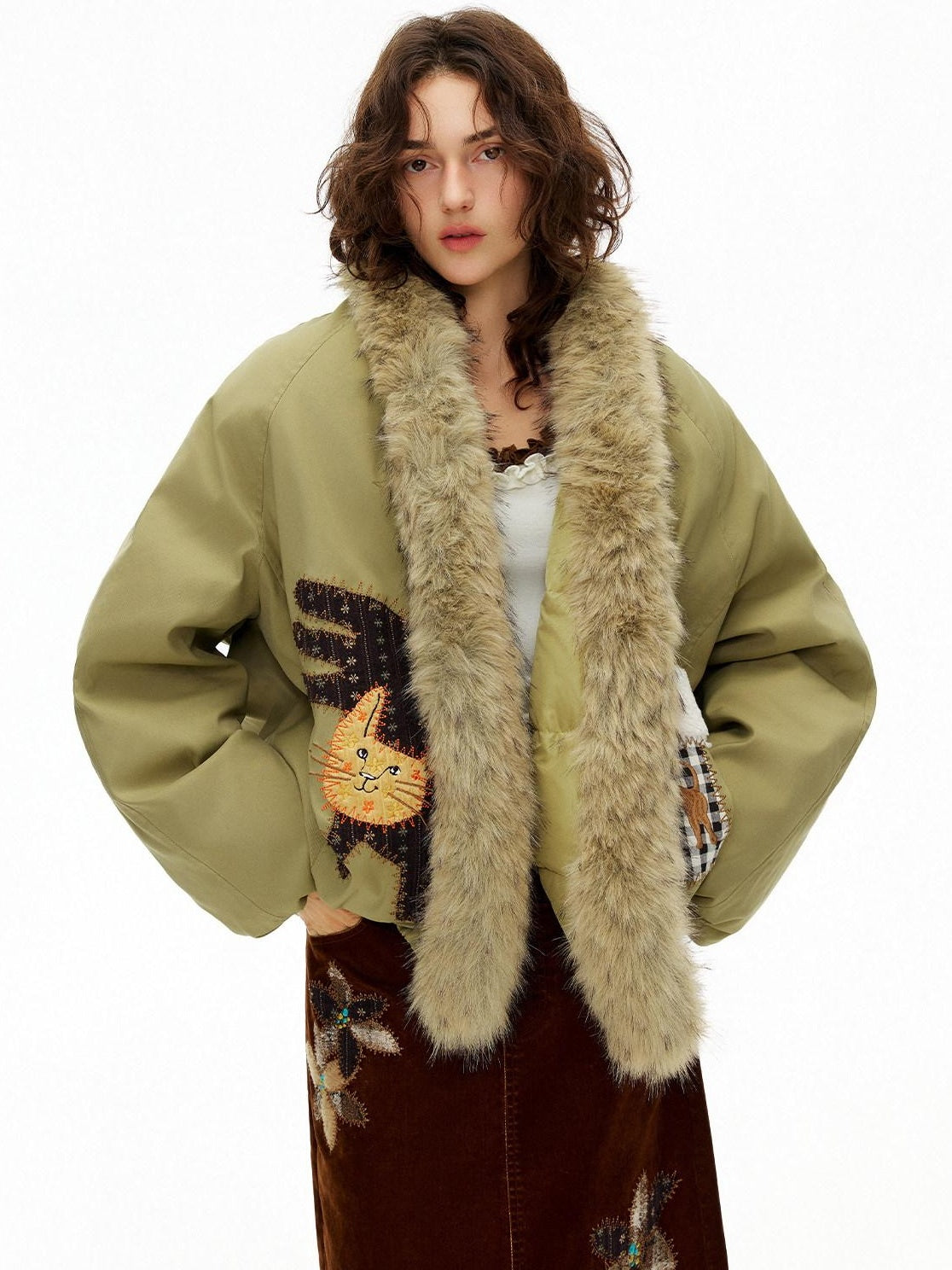 OuttheBlue 90% White Duck Down Warm Short High Waist Floral Embroidery Women Down Jackets