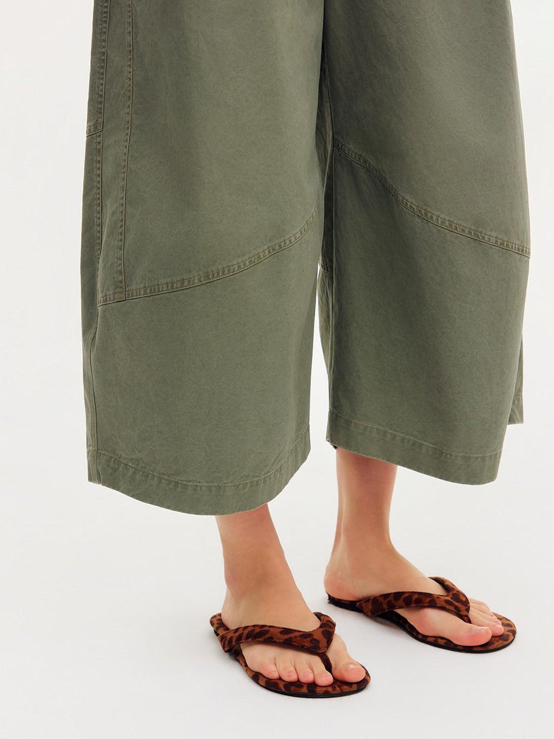 OuttheBlue Army Green Pleated Washed Cargo Octagonal Wide Women&