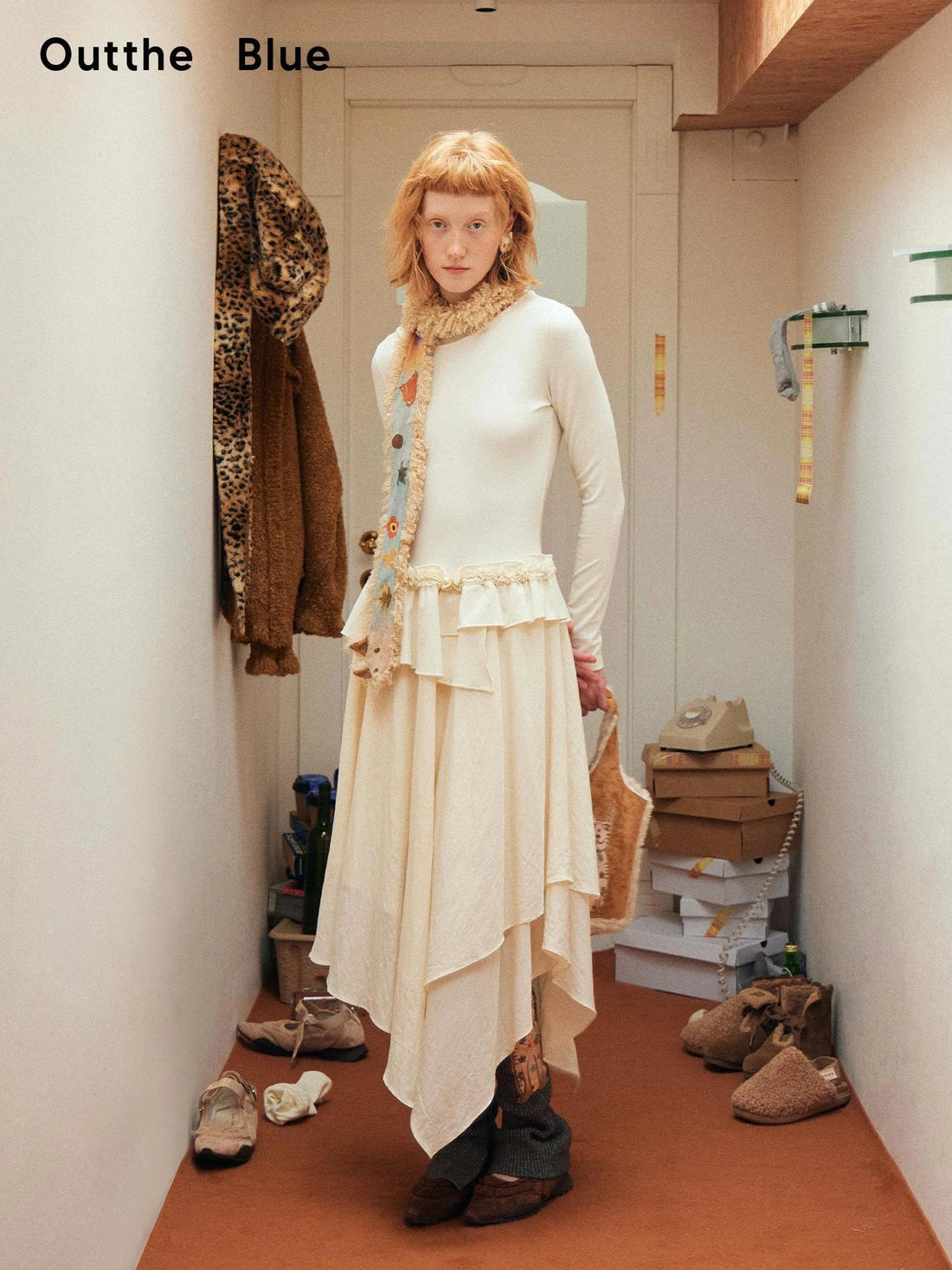 OuttheBlue Asymmetrical Floral Lace Winter Dress V-neck T-shirt Long Sleeve