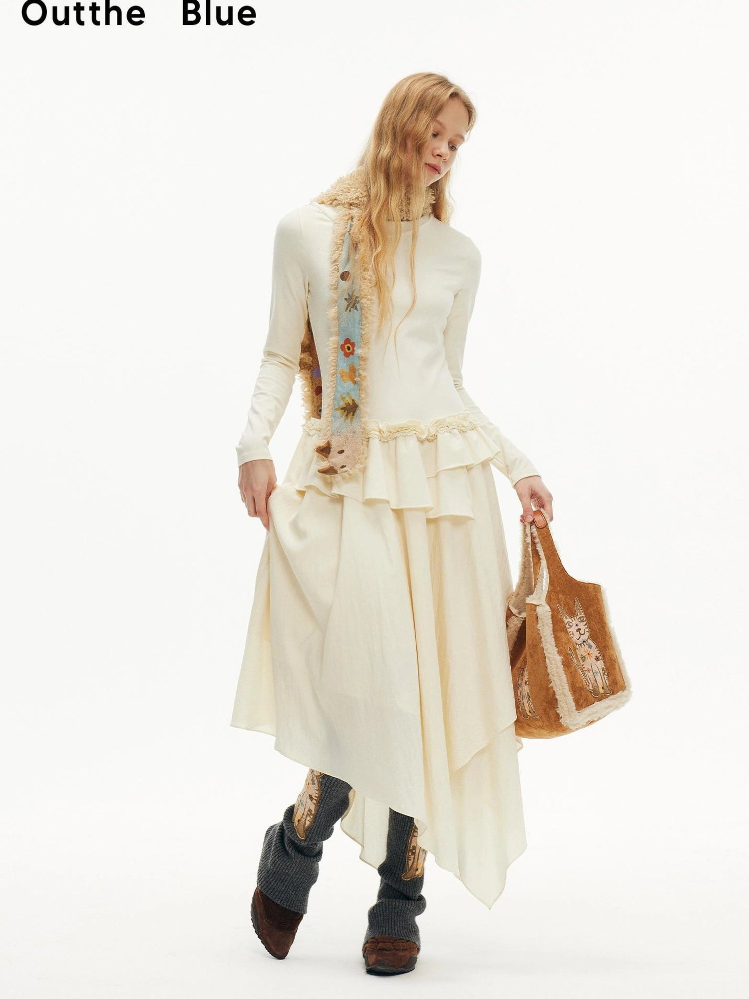 OuttheBlue Asymmetrical Floral Lace Winter Dress V-neck T-shirt Long Sleeve
