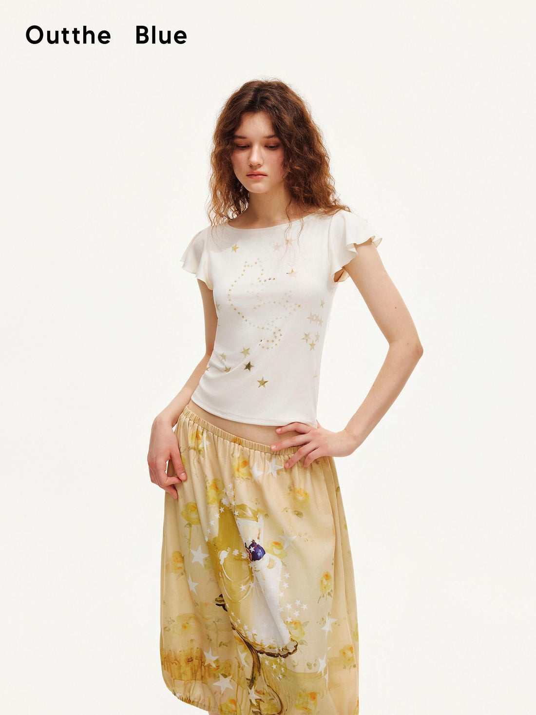 OuttheBlue Beige Star Cat Print Ruffle Sleeve Slim Waist Women&
