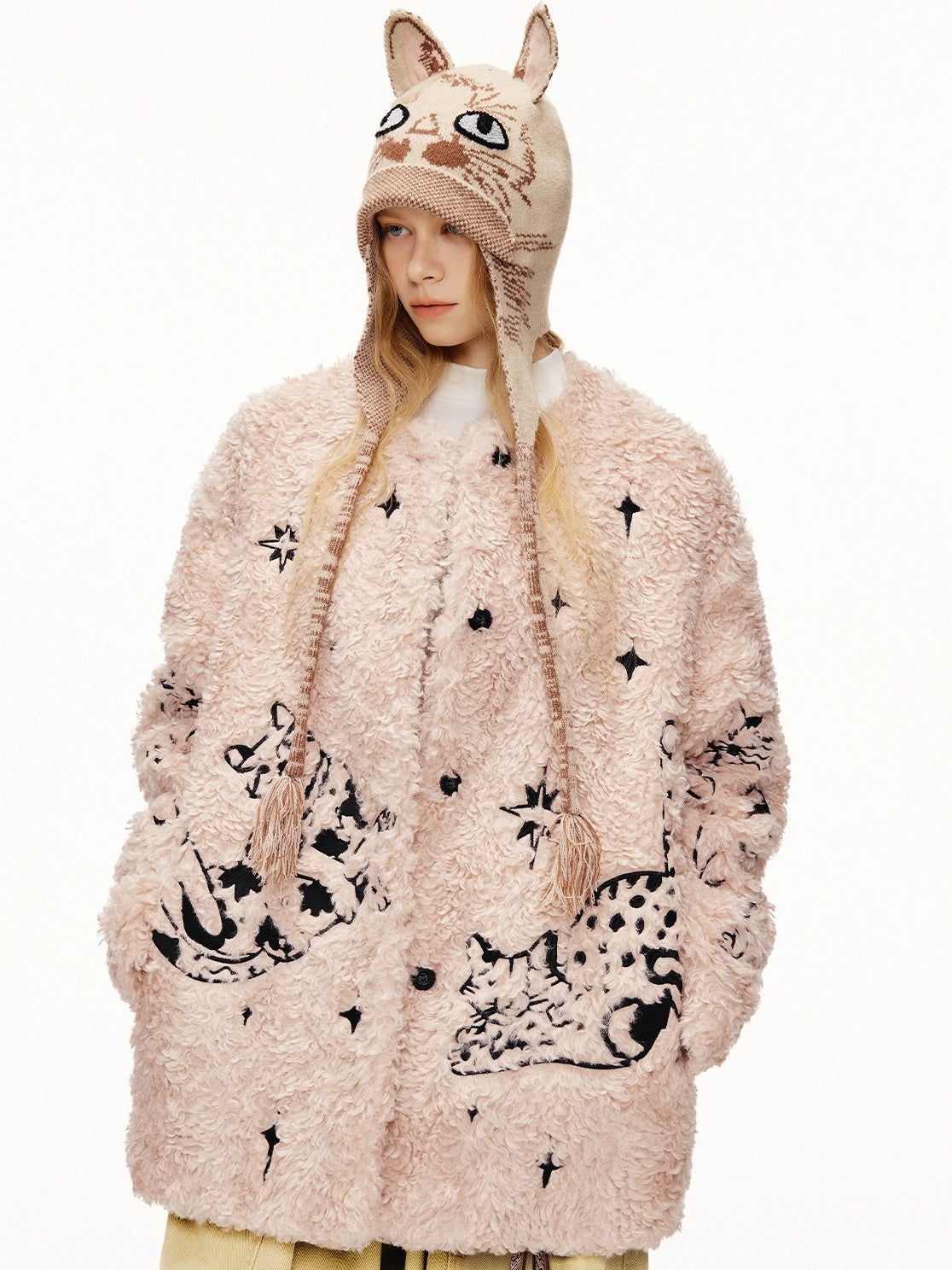 OuttheBlue Breathable Casual Round Crown Knit Animal Print Light Beige Wool For Women Hat