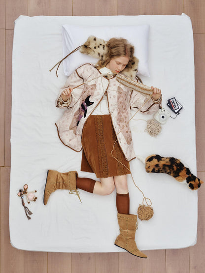 OuttheBlue Cat Applique Embroidered Diamond Quilt White Duck Women&